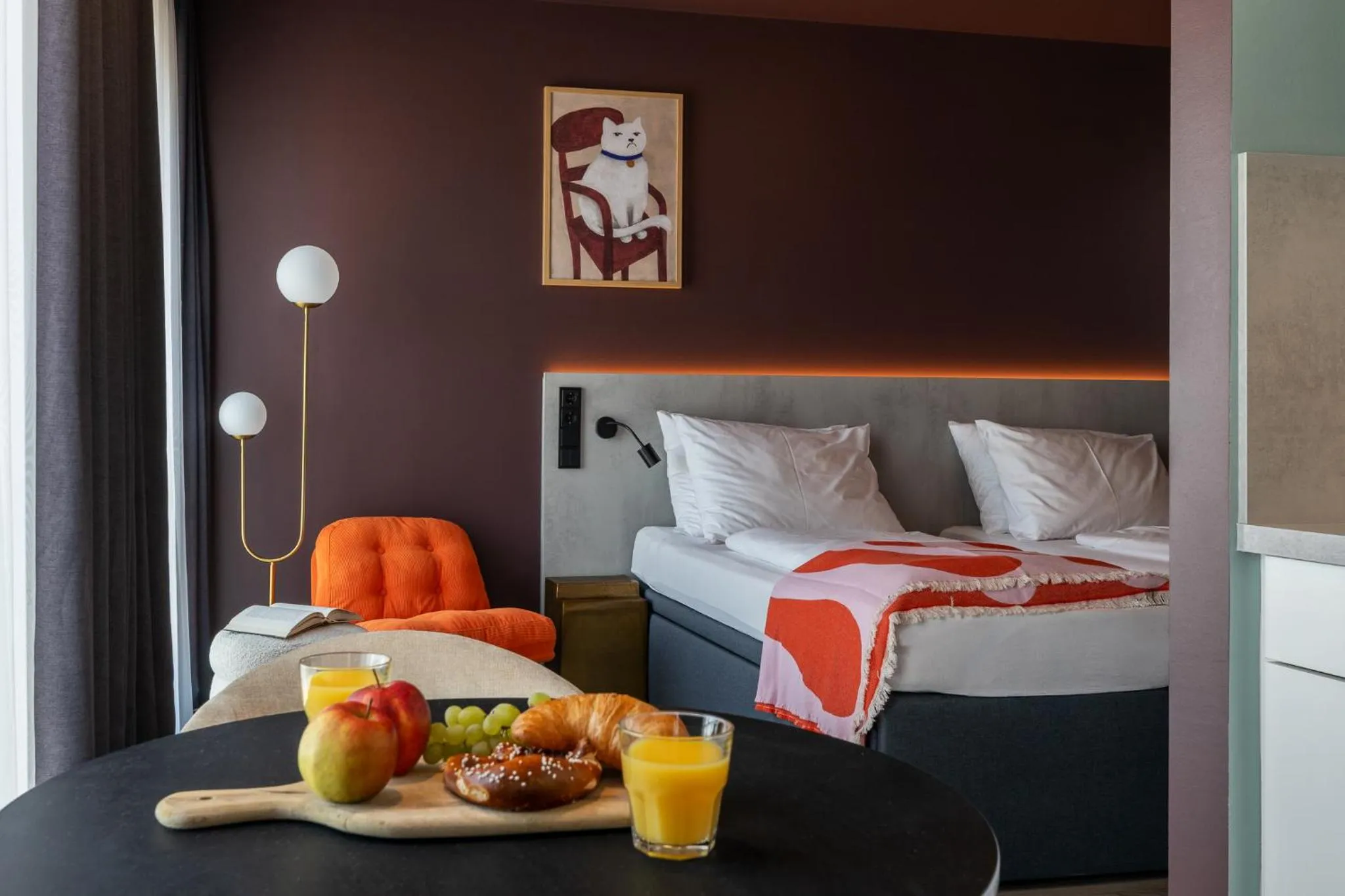 Photo of the whole room, Bed in kalm stay - munich east