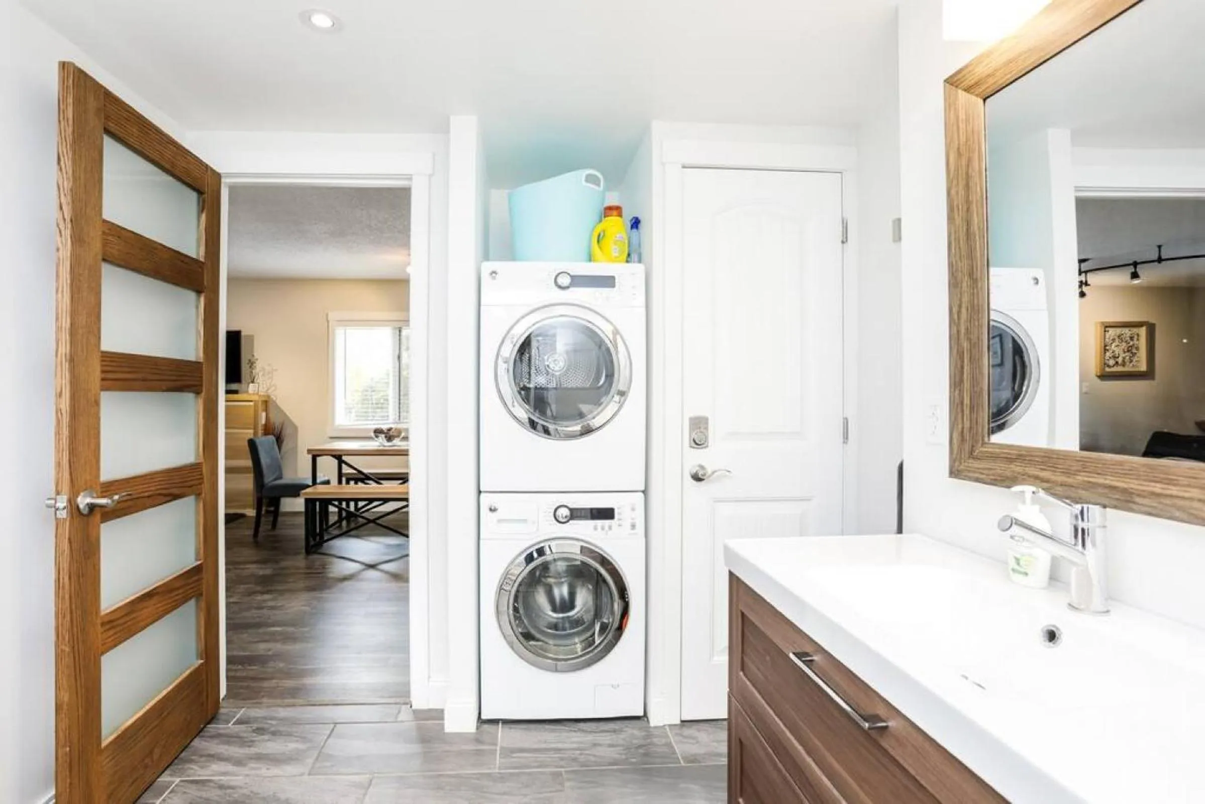 Bathroom in Cozy Collingwood Retreat 80204
