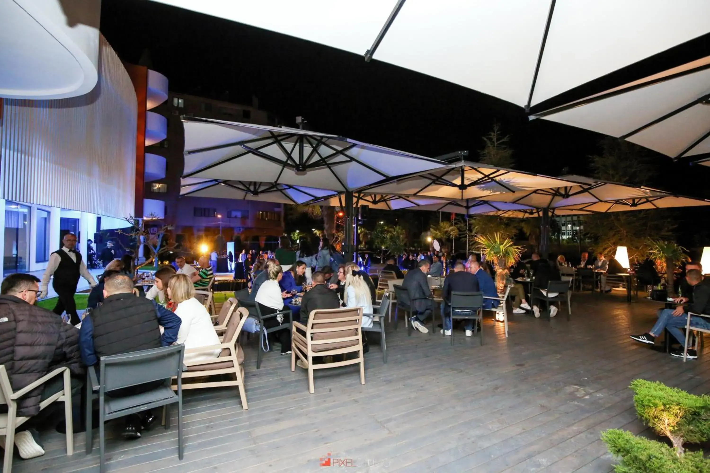 Restaurant/places to eat in Regina Garden Vlore Restaurant/places to eat in Regina Garden Vlore