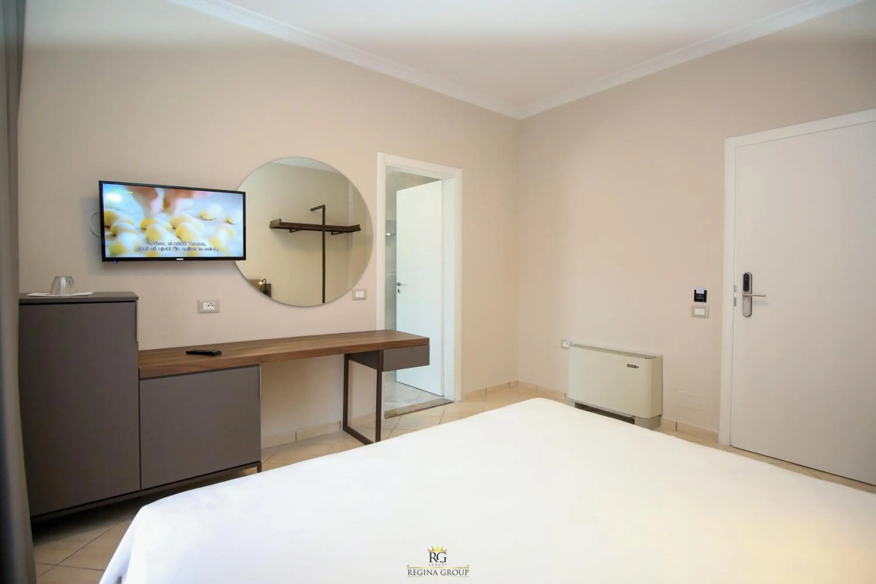 Property building, Bed in Regina Garden Vlore Property building, Bed in Regina Garden Vlore