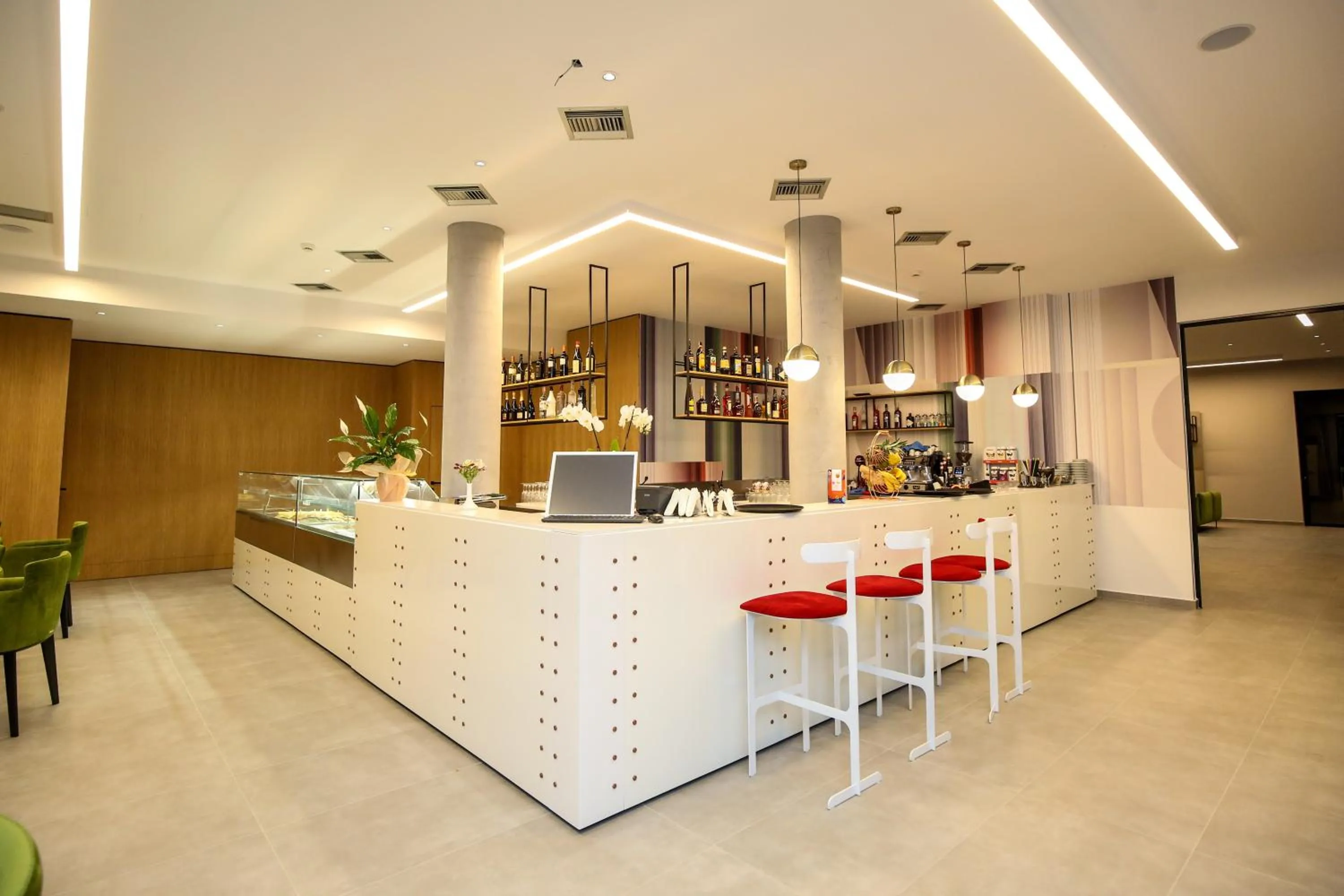 Coffee/tea facilities in Regina Garden Vlore