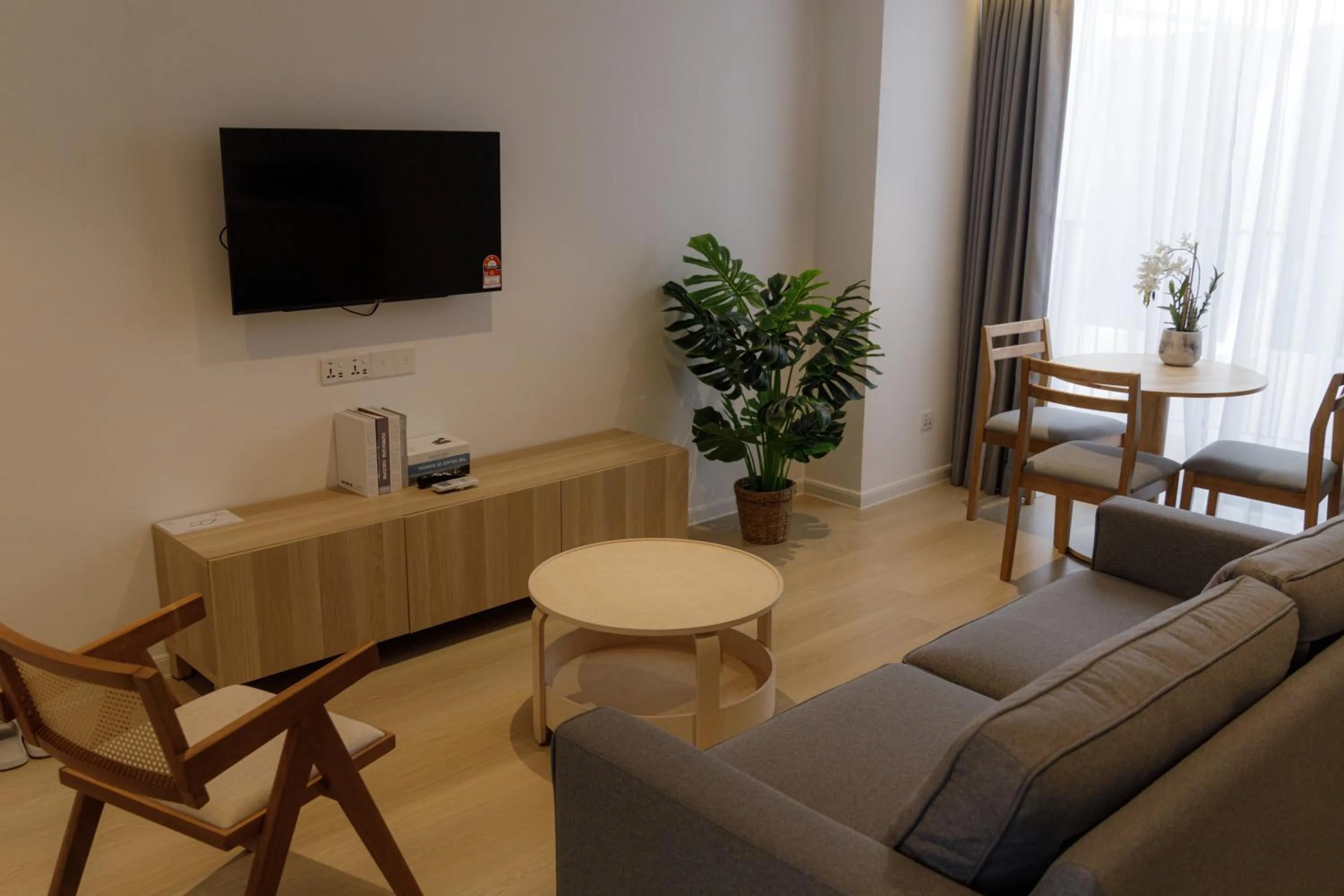 TV and multimedia in The Journey hotel