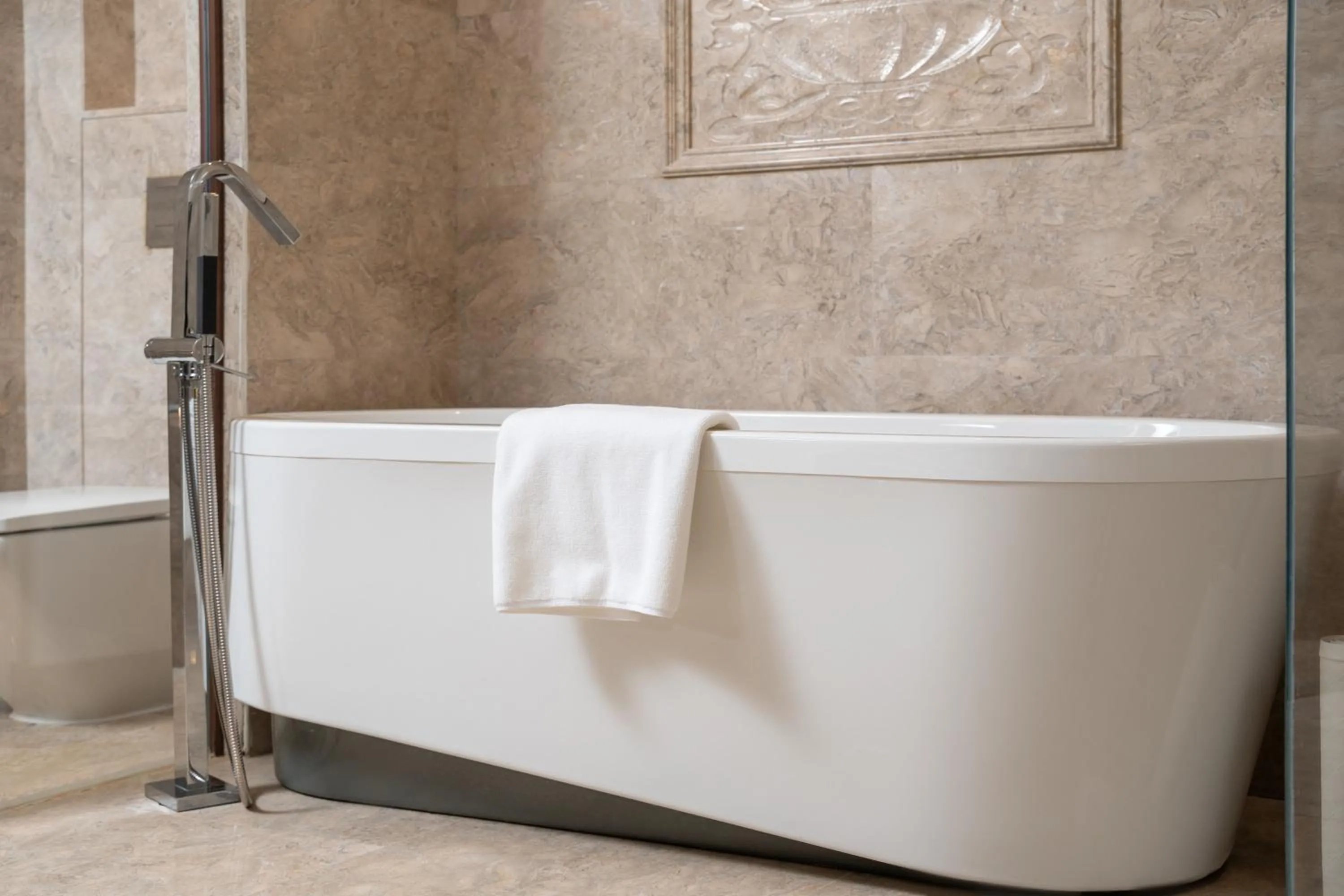 Bathroom in Optical Valley Convention Hotel