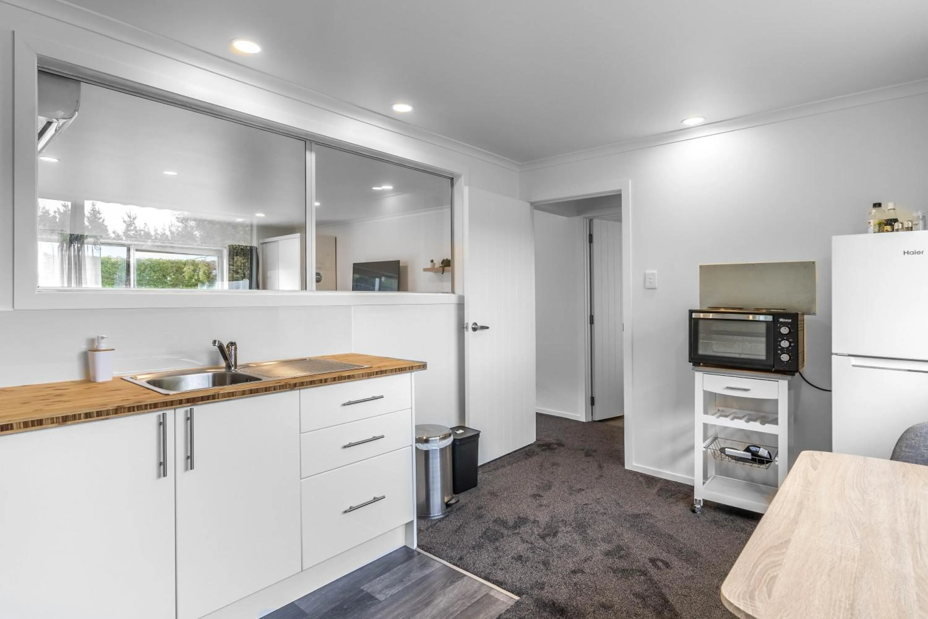 Kitchen or kitchenette in Nine Acres