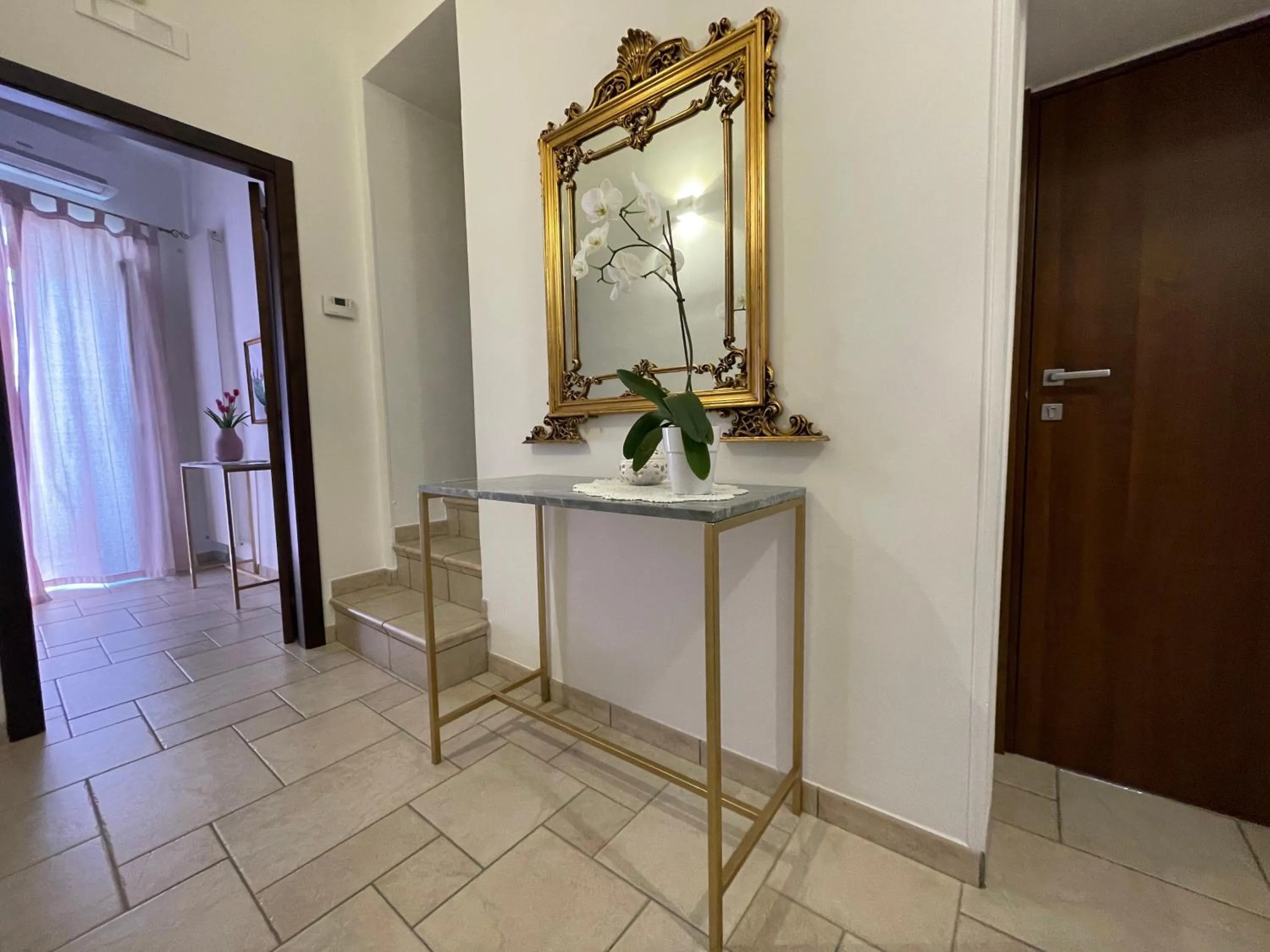 Decorative detail in Dimora Bellini Apartment and Rooms