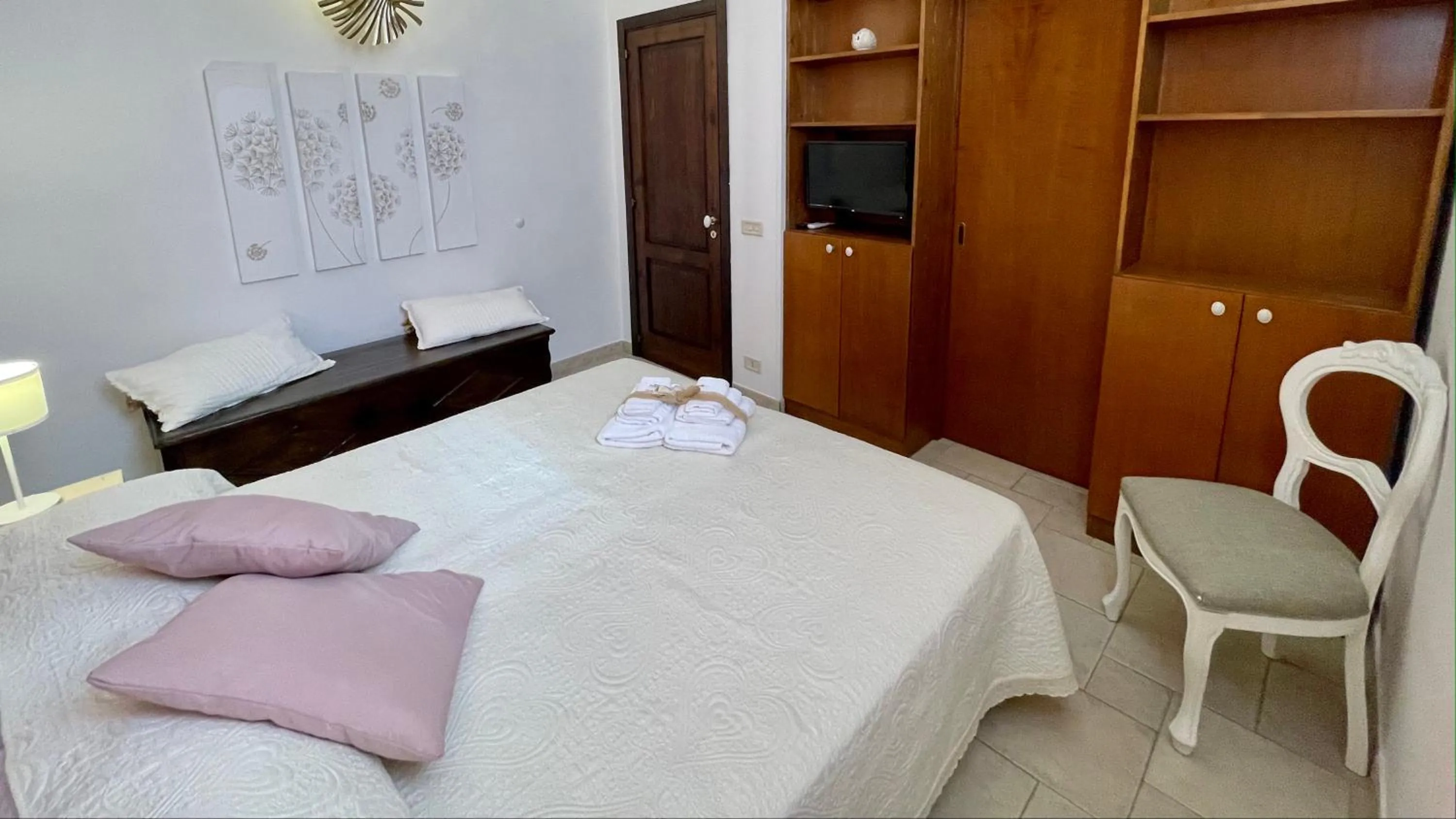 Photo of the whole room, Bed in Dimora Bellini Apartment and Rooms