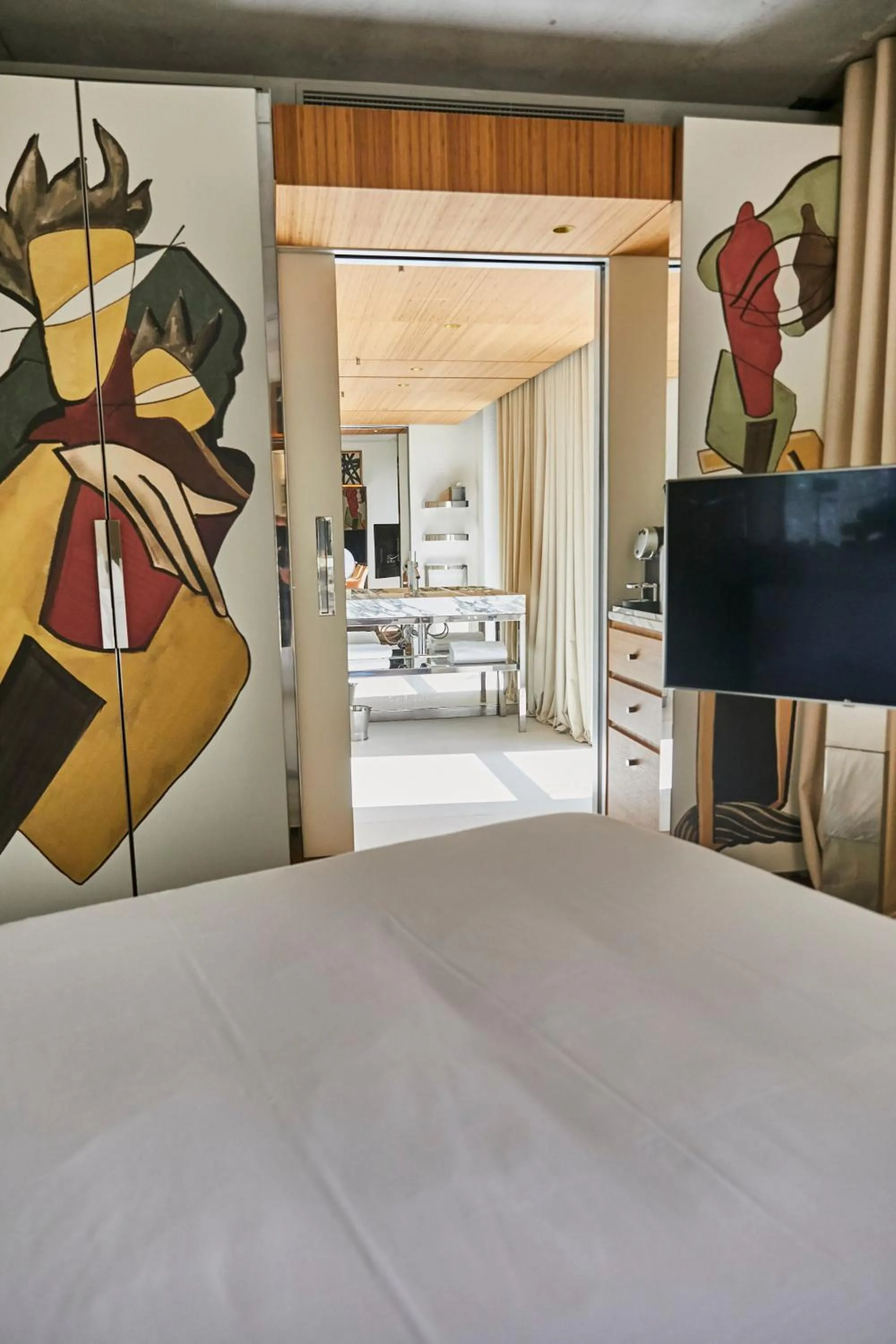 Photo of the whole room, Bed in Villa M