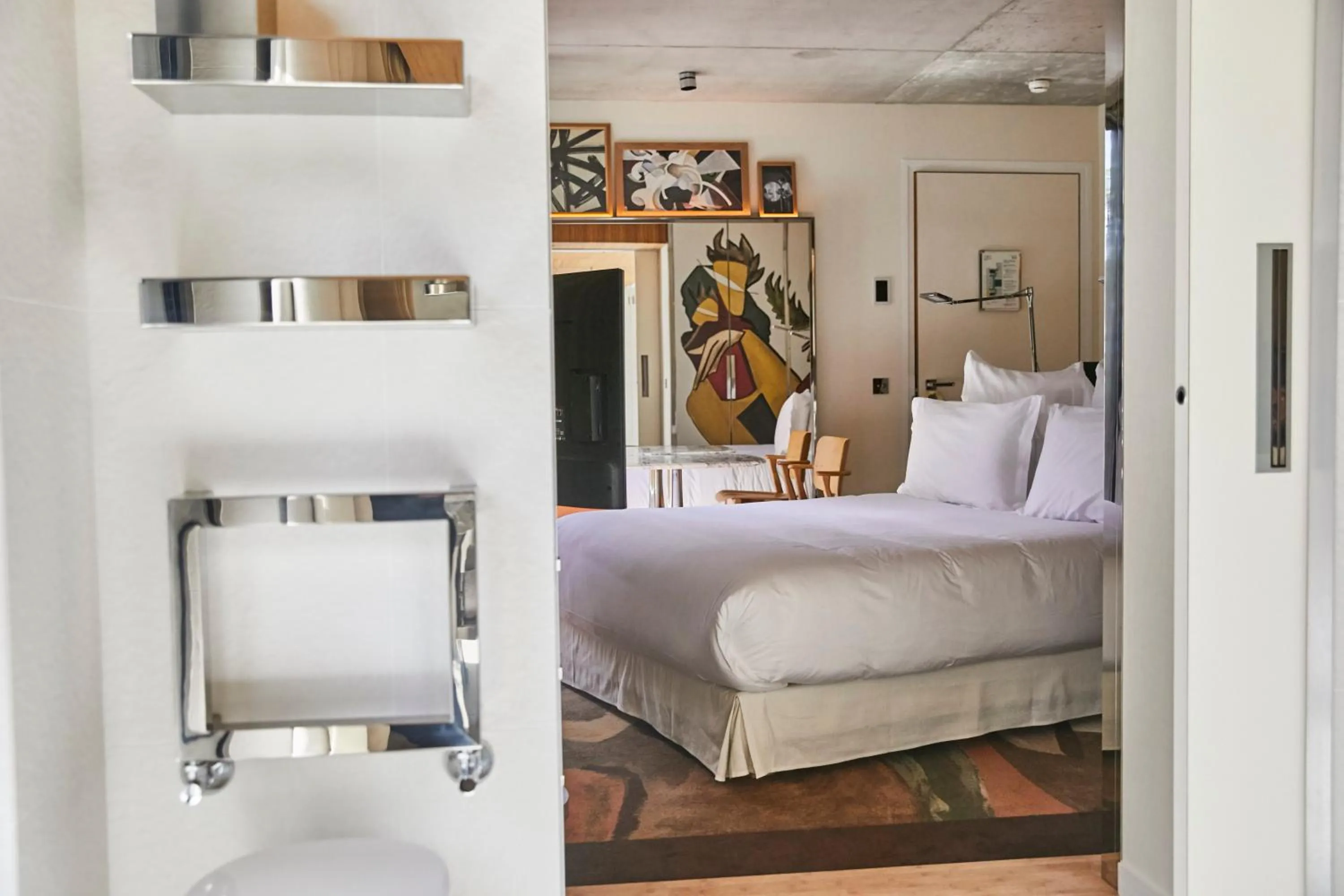 Photo of the whole room, Bed in Villa M