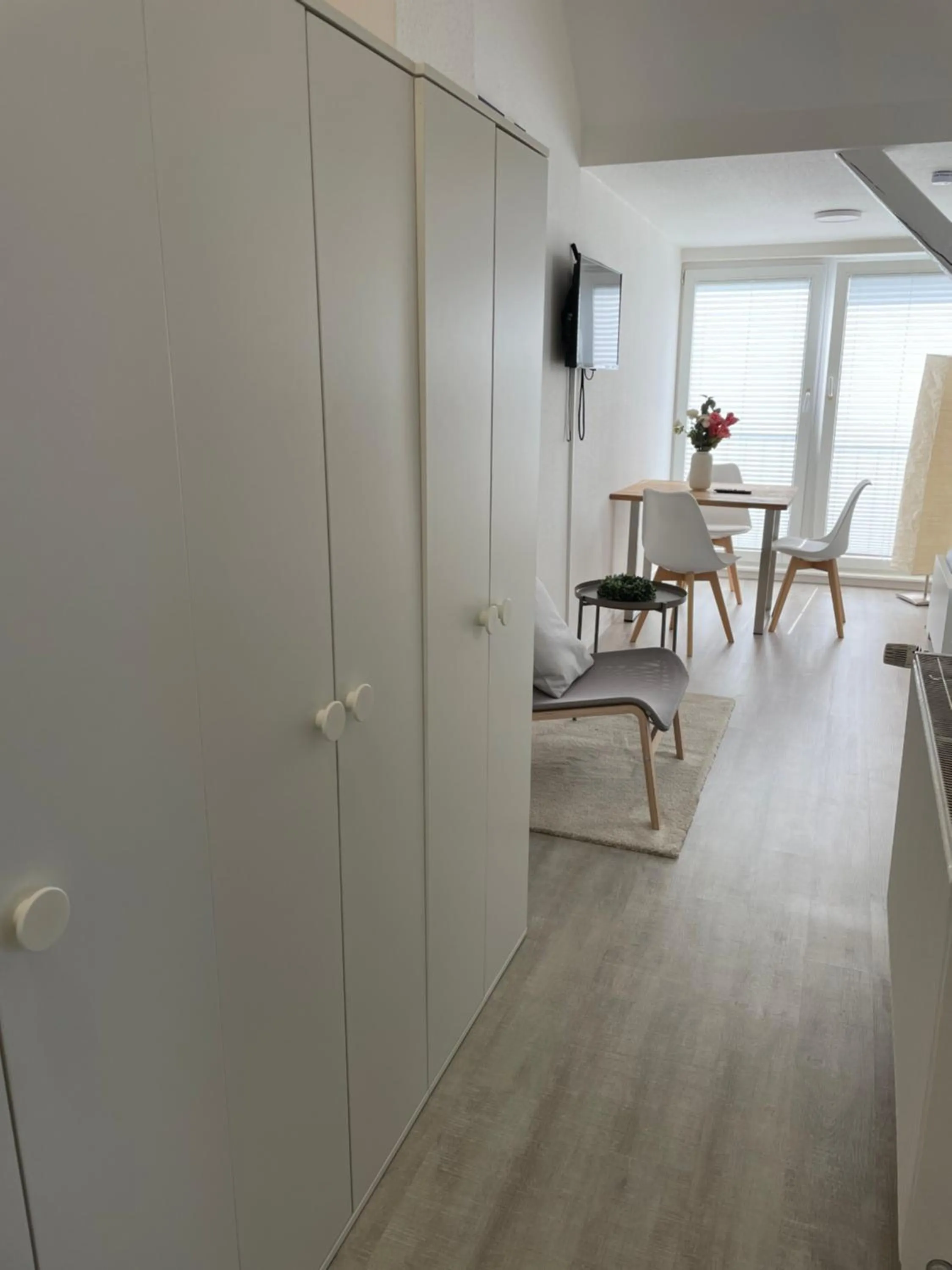 wardrobe in Schlafkonzept Hannover