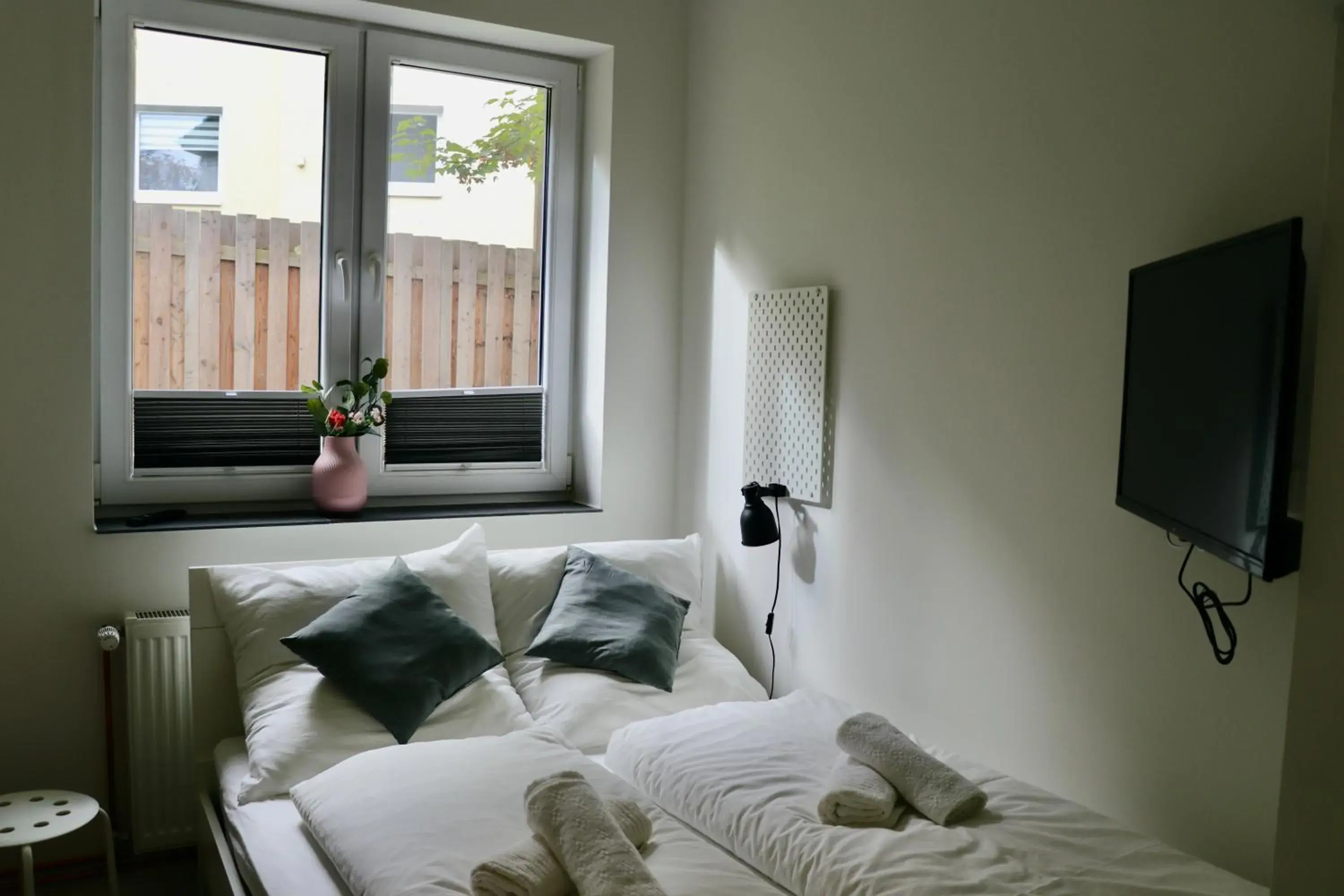 Standard Double Room with Shared Bathroom - single occupancy in Schlafkonzept Hannover Standard Double Room with Shared Bathroom - single occupancy in Schlafkonzept Hannover