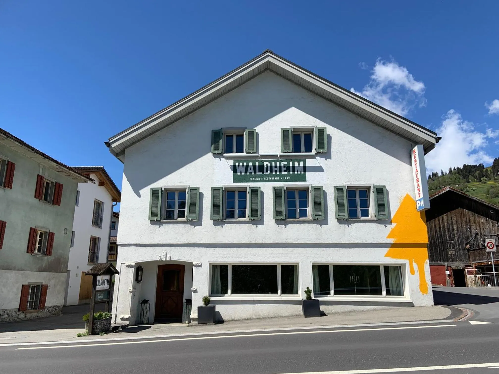 Property building in Waldheim Laax Pension