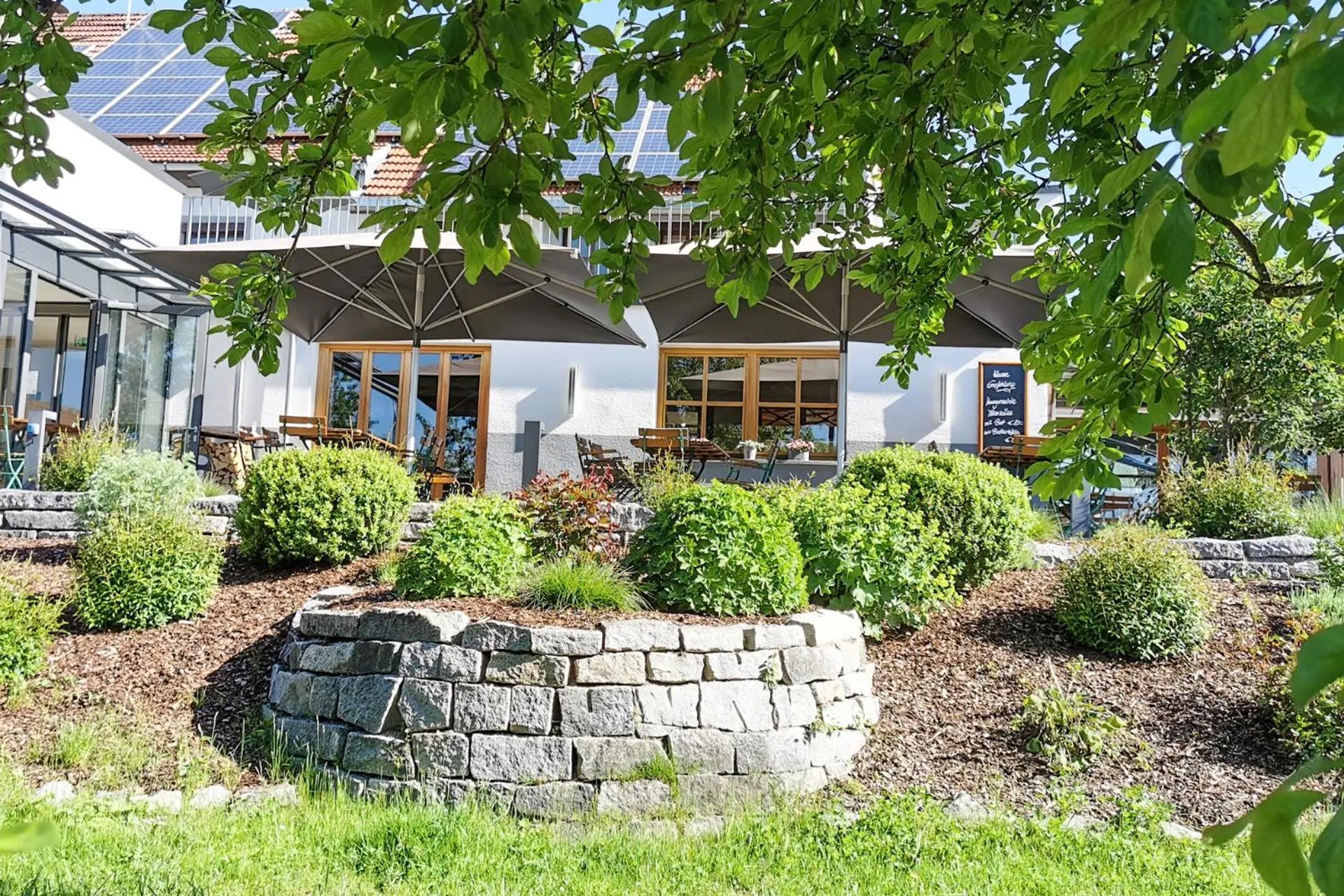 Garden in Euler Neuschönau - Naturhotel & Chalets