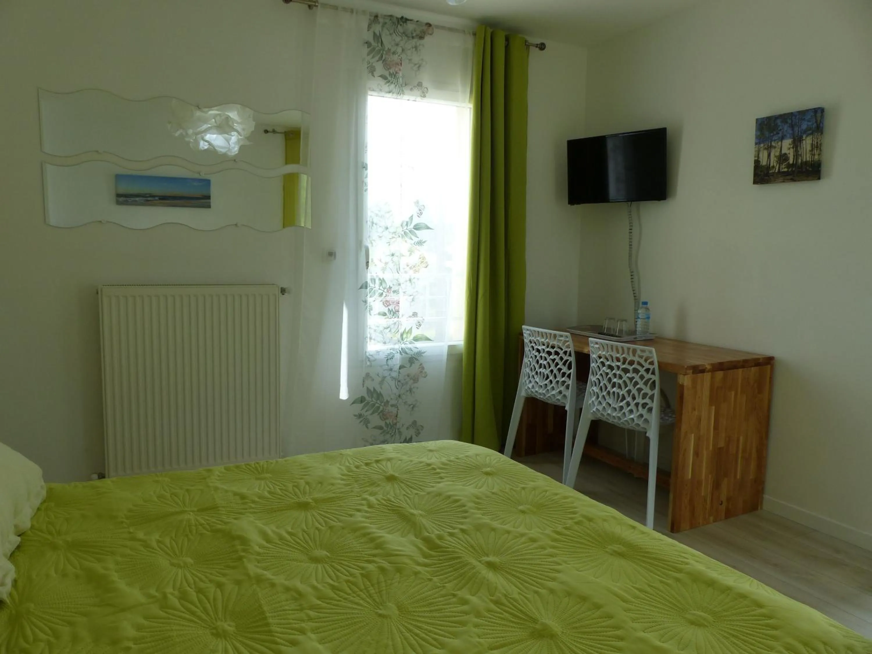 Photo of the whole room in Maison Lucilda