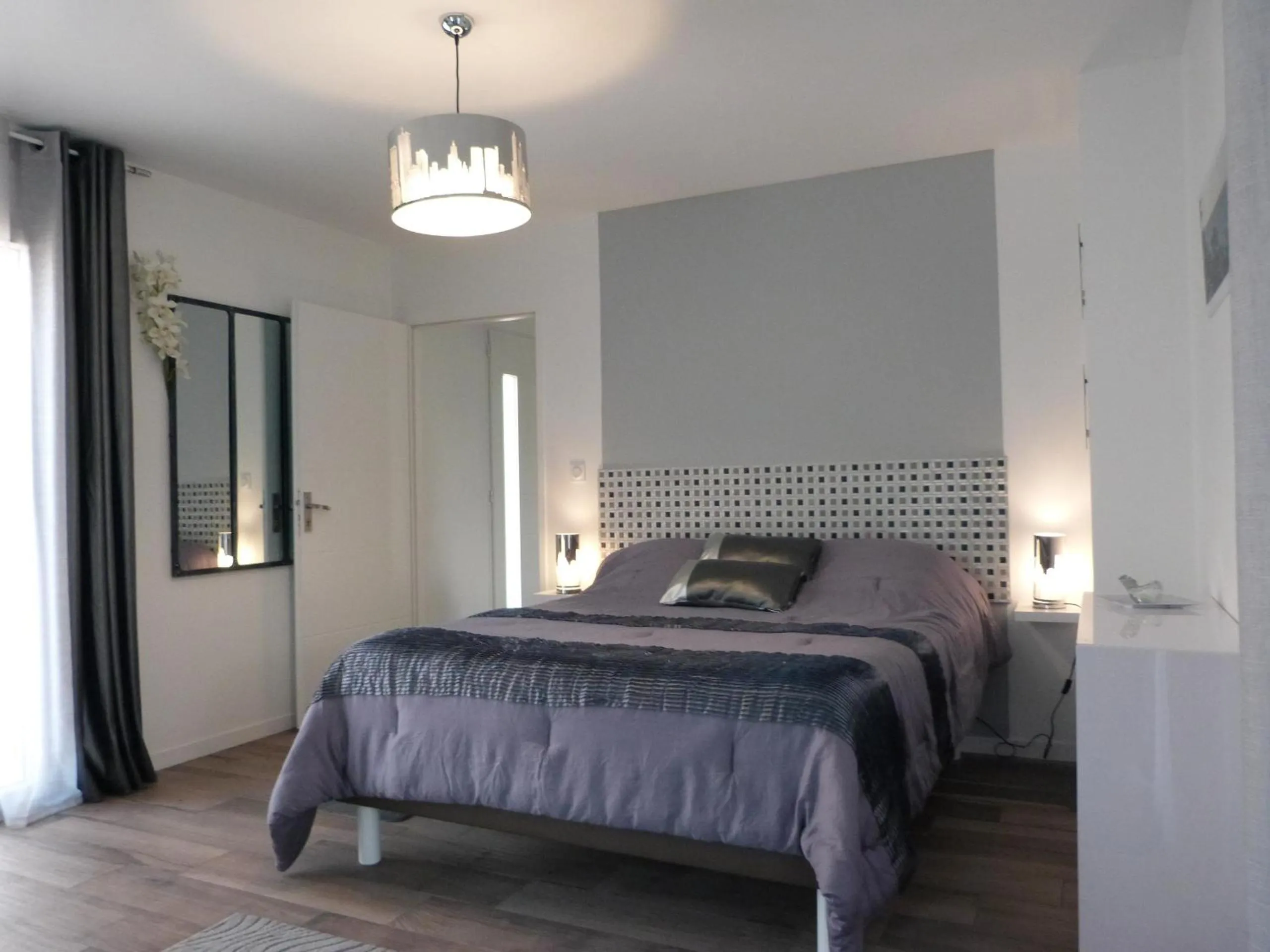 Photo of the whole room in Maison Lucilda