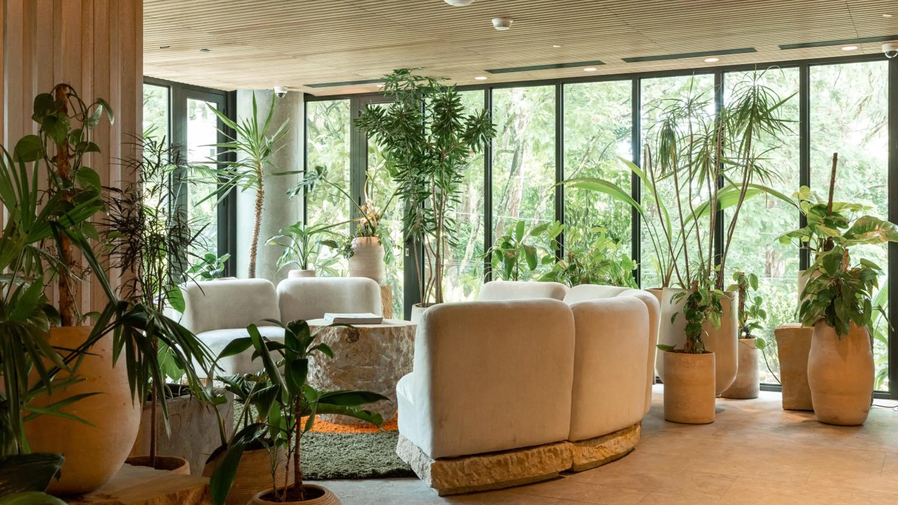 Lobby or reception in 23 Hotel Medellin