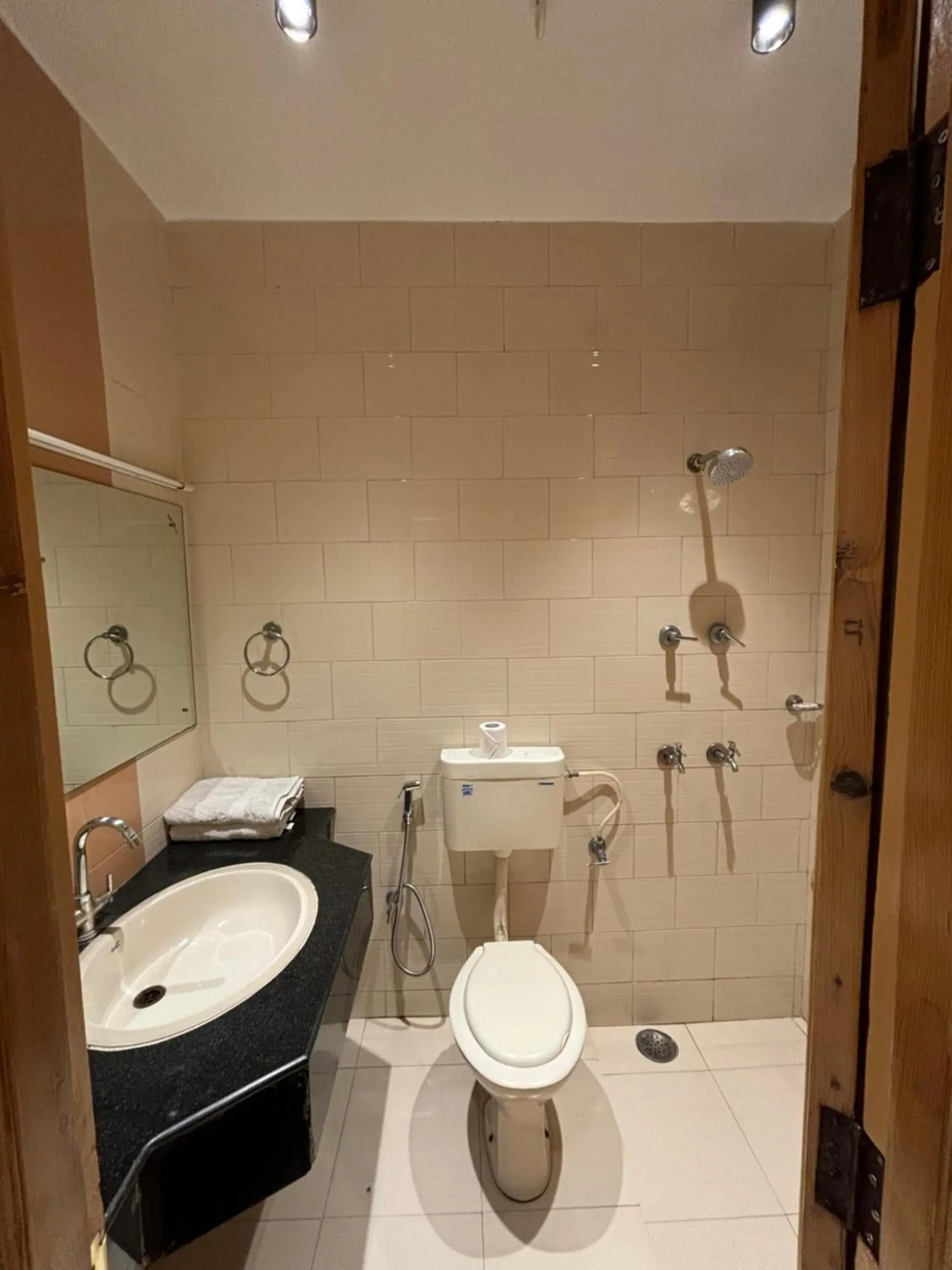 Double Room - single occupancy in The Cocoon Double Room - single occupancy in The Cocoon
