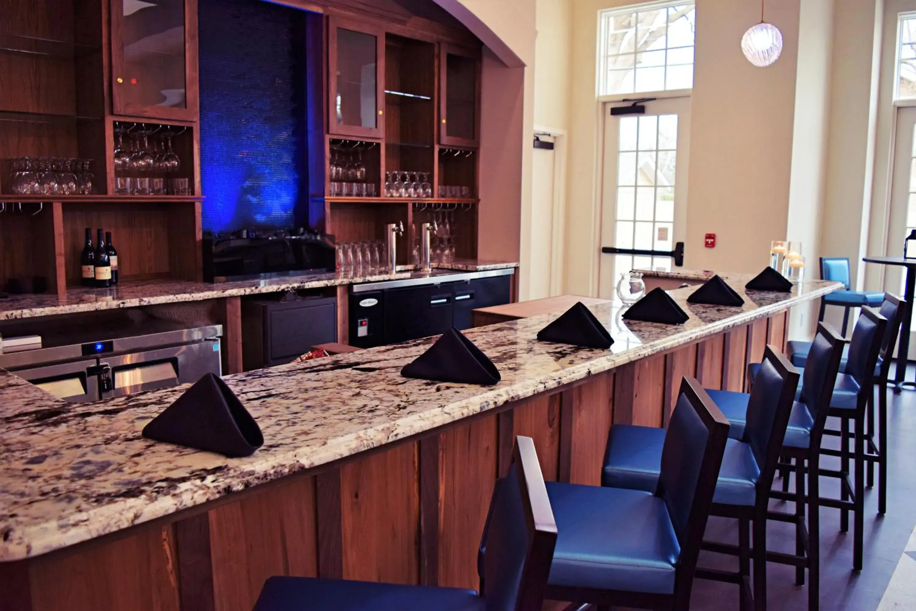 Lounge or bar in JH Adams Inn, Trademark Collection by Wyndham Lounge or bar in JH Adams Inn, Trademark Collection by Wyndham