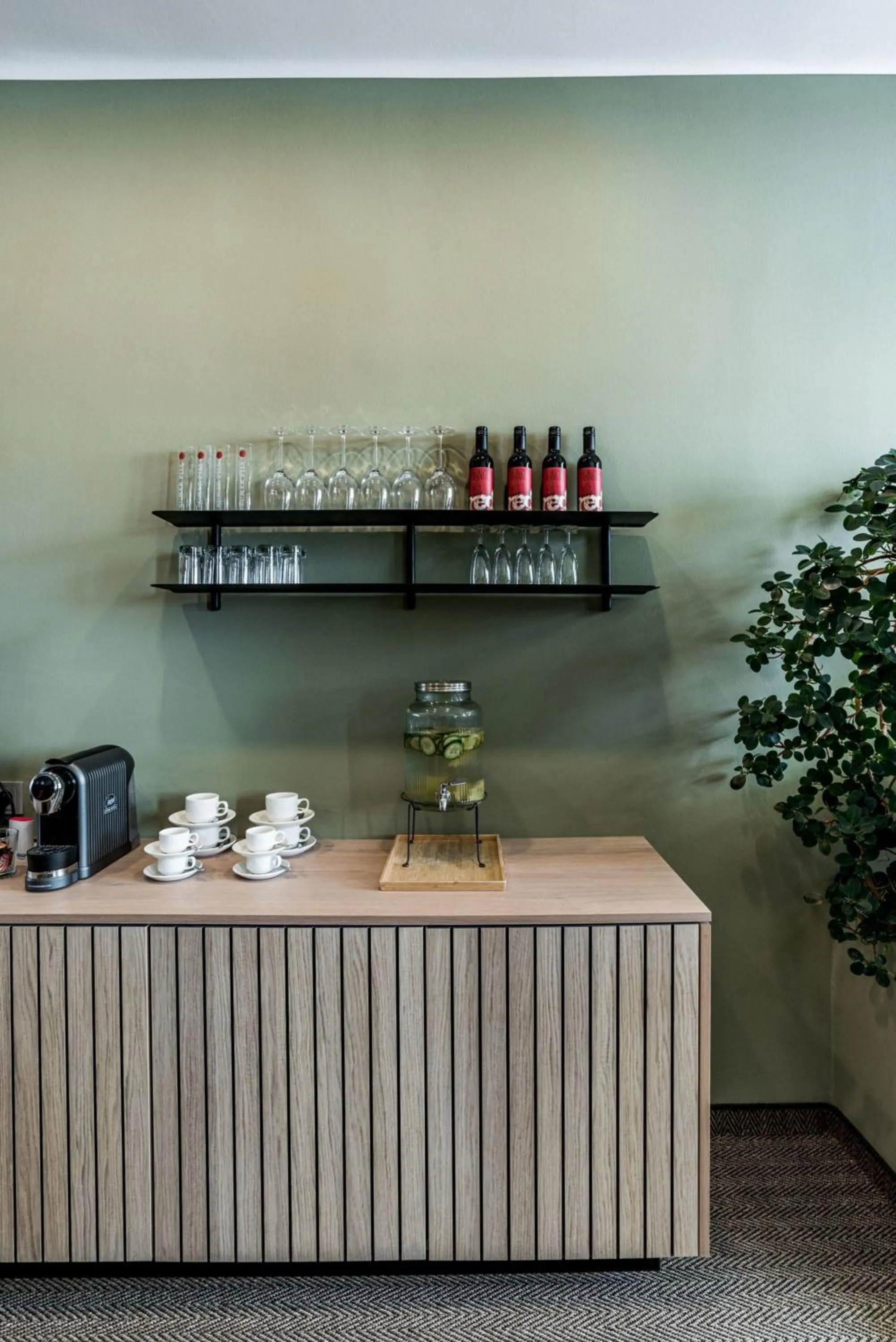 Coffee/tea facilities in Altstadthotel Weisse Taube