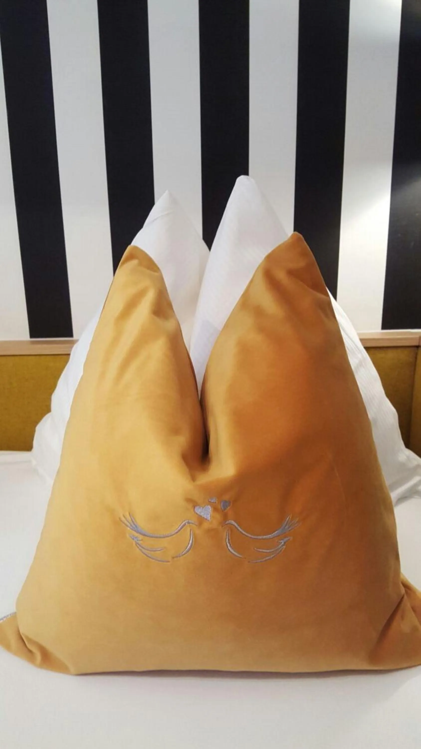 Bed in Altstadthotel Weisse Taube