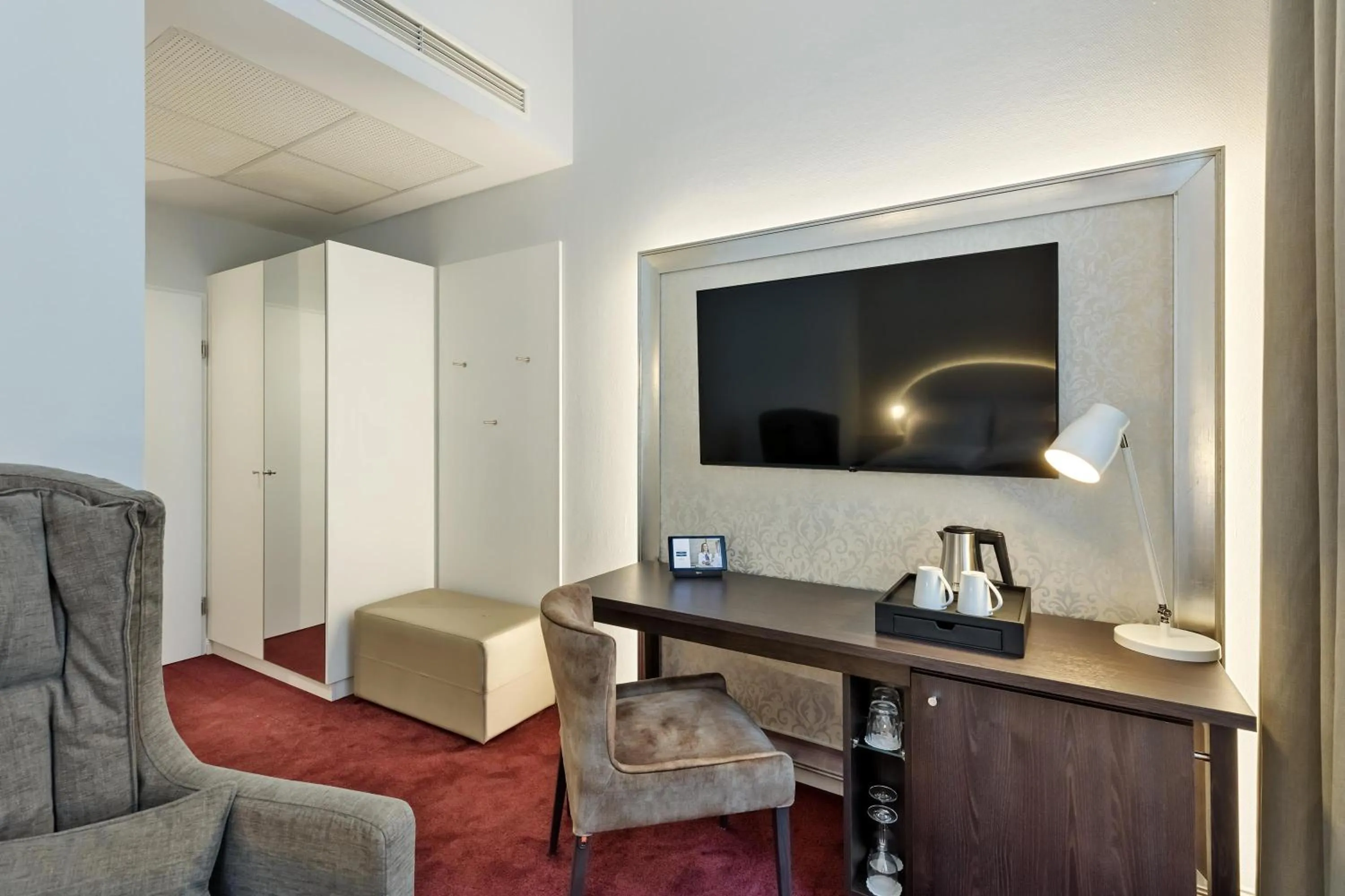 Photo of the whole room in Hotel Rathauspark Wien, a member of Radisson Individuals