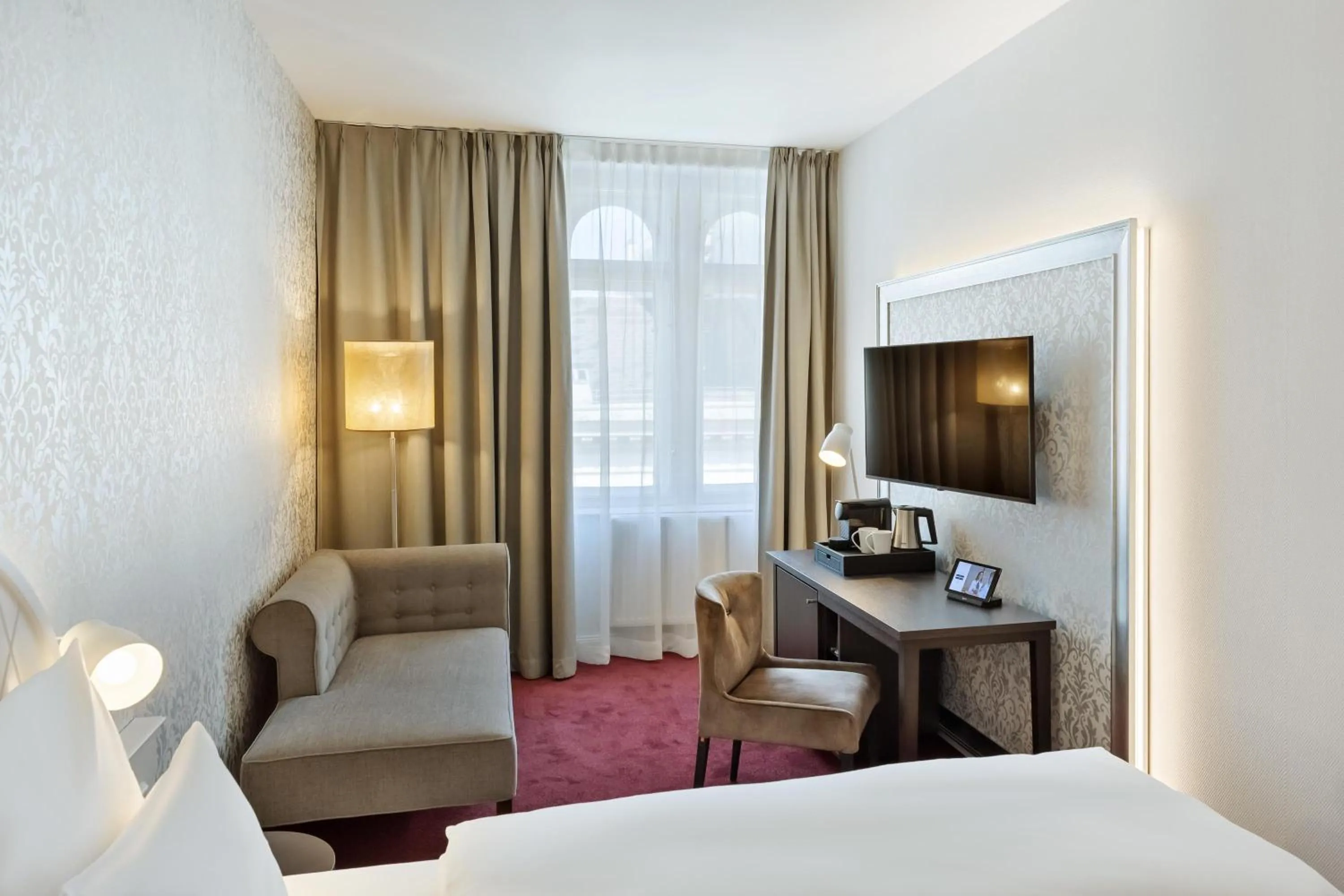 Photo of the whole room, Bed in Hotel Rathauspark Wien, a member of Radisson Individuals