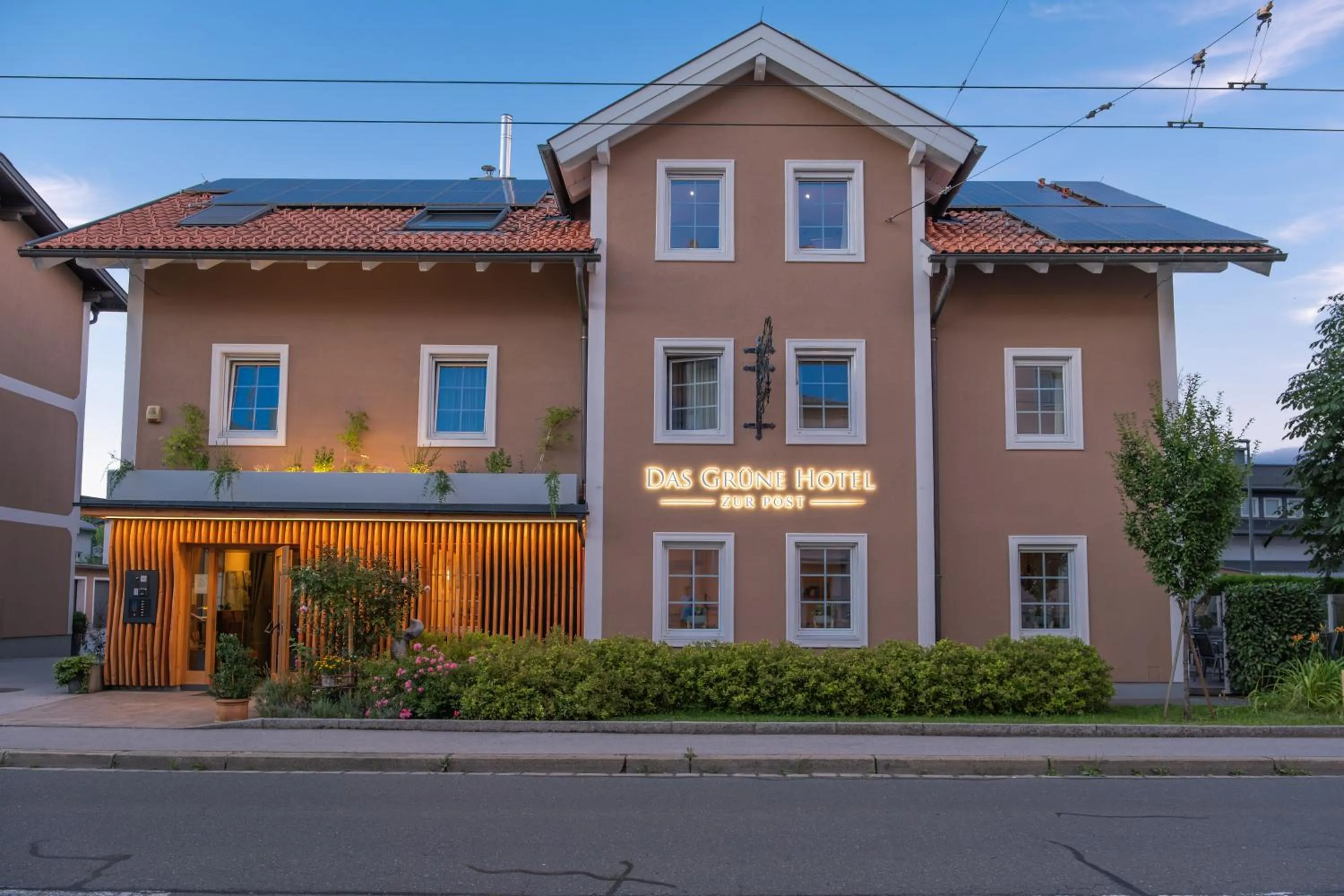 Property building in Das Grüne Hotel zur Post - 100 % BIO