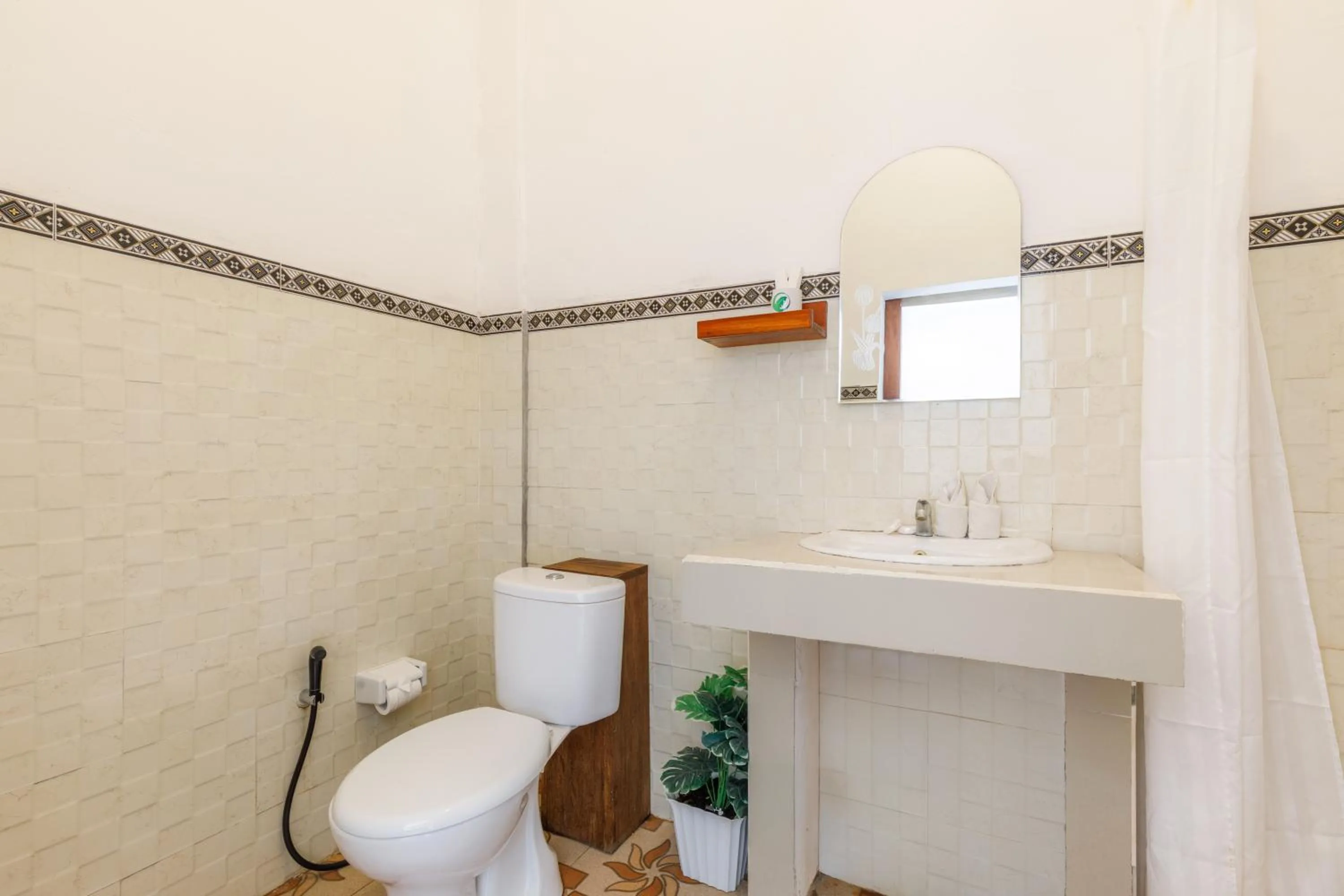 Toilet in Ped Cottage Nusa Penida