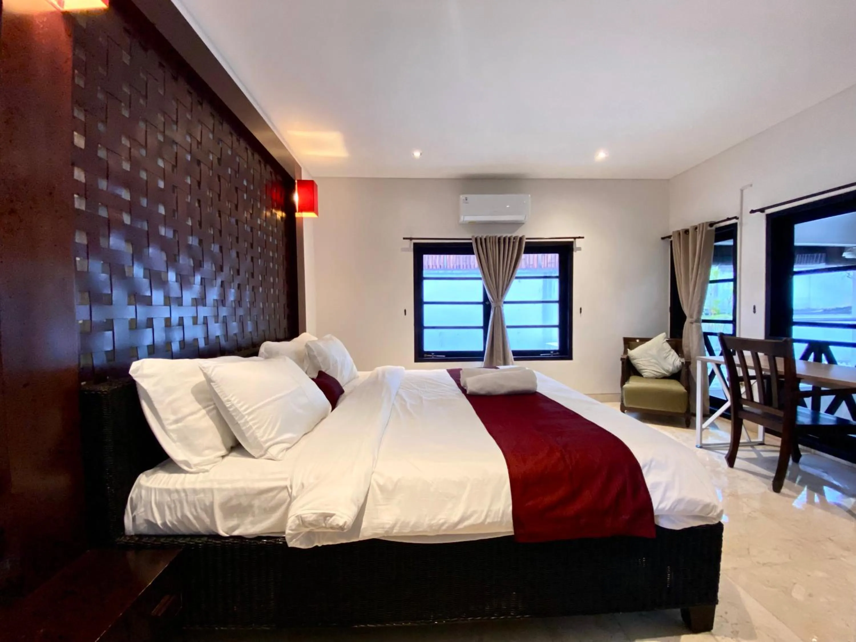 Bed in Harmony Villa Dua