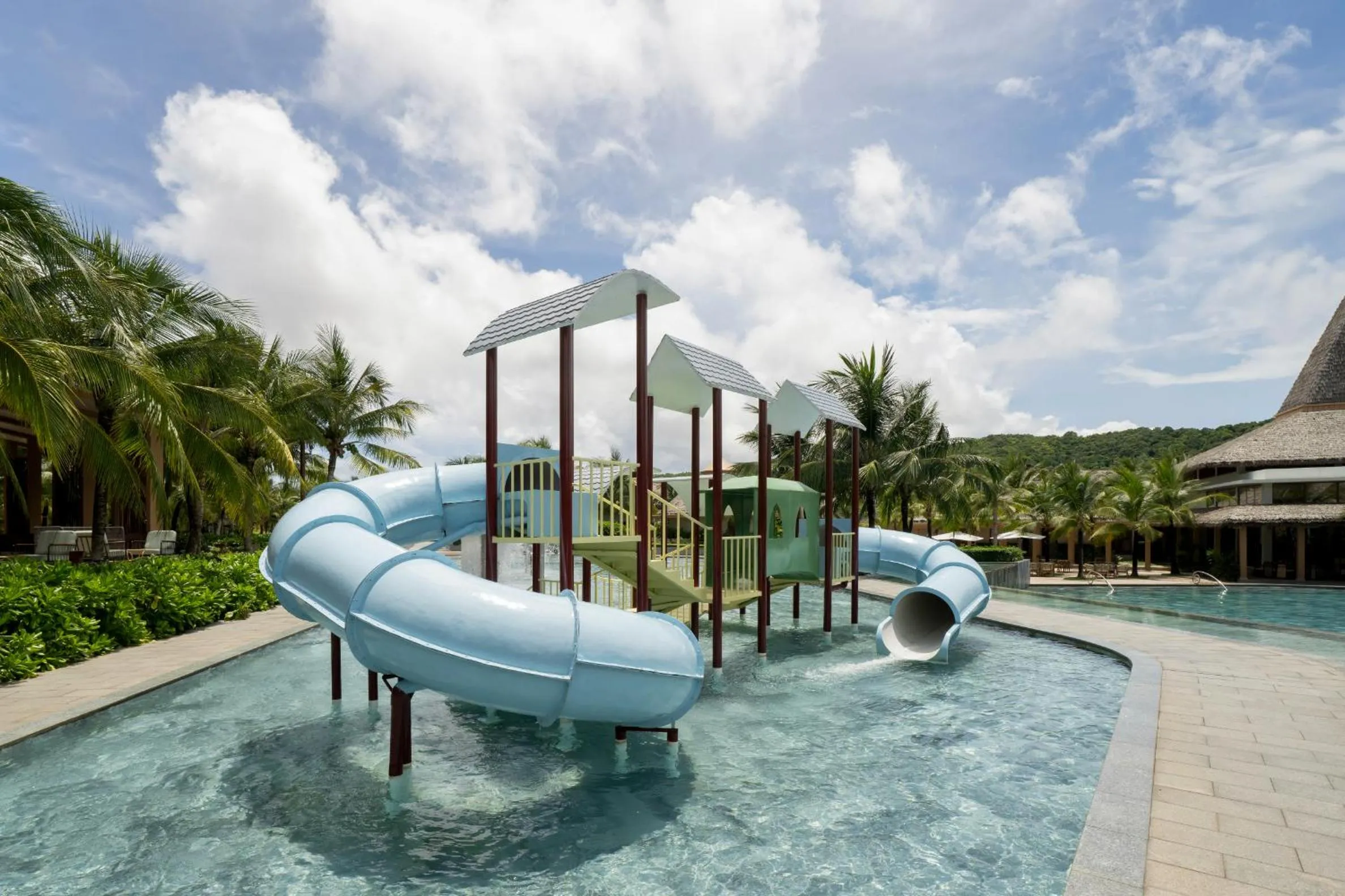 Swimming pool in New World Phu Quoc Resort