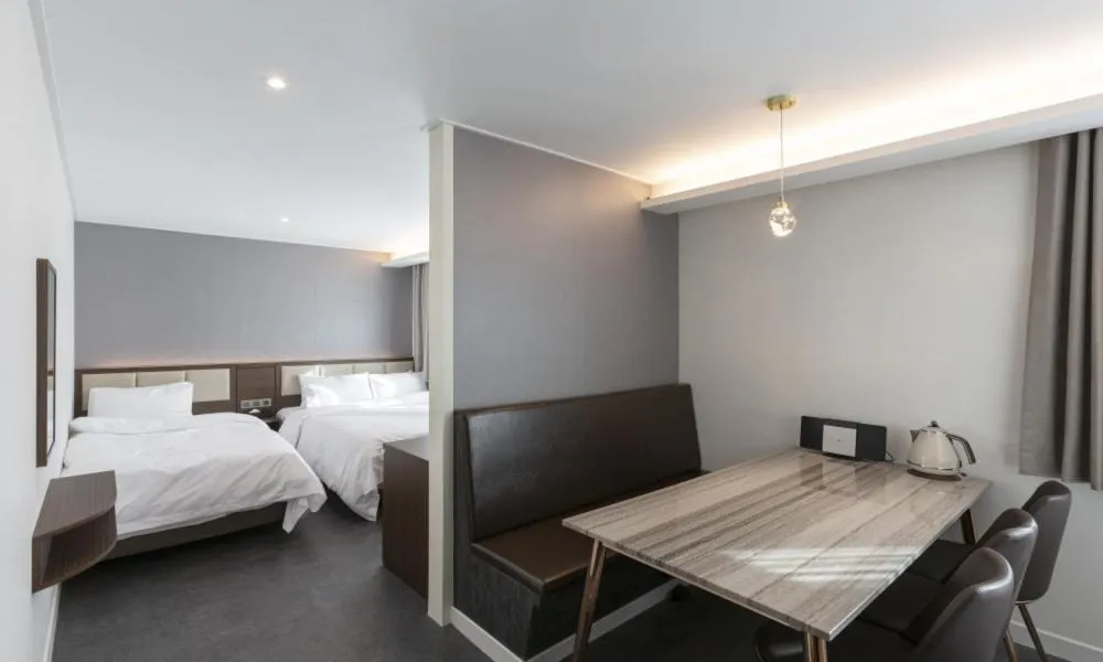 Bed in Busan Lounge 26 Hotel