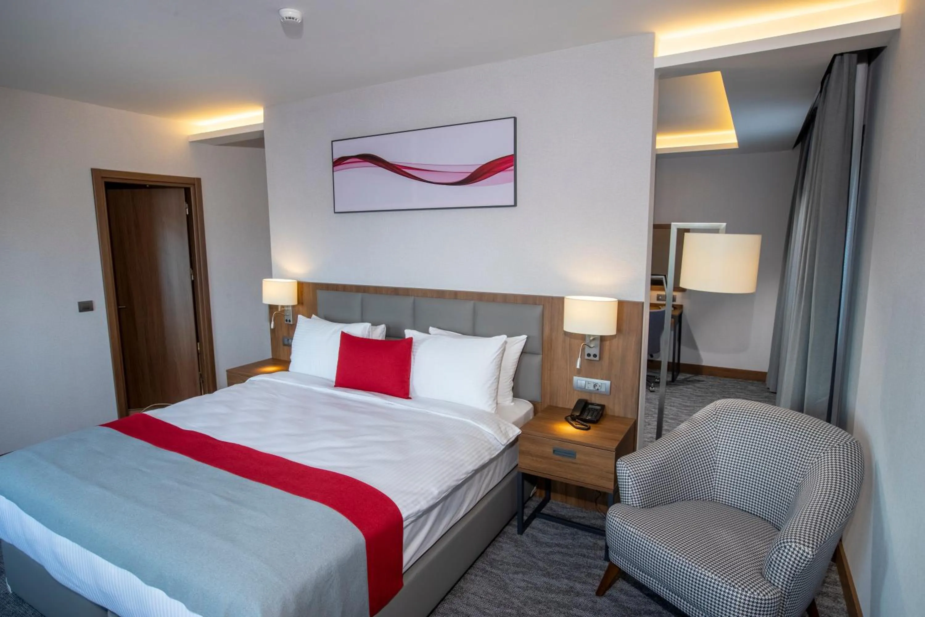 Photo of the whole room, Bed in Ramada by Wyndham Izmir Aliaga