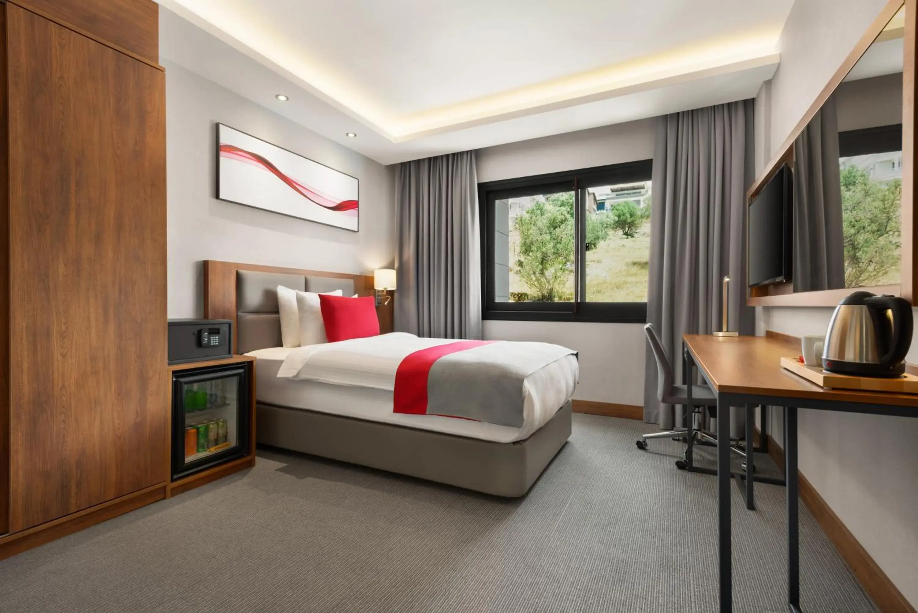 Photo of the whole room, Bed in Ramada by Wyndham Izmir Aliaga Photo of the whole room, Bed in Ramada by Wyndham Izmir Aliaga