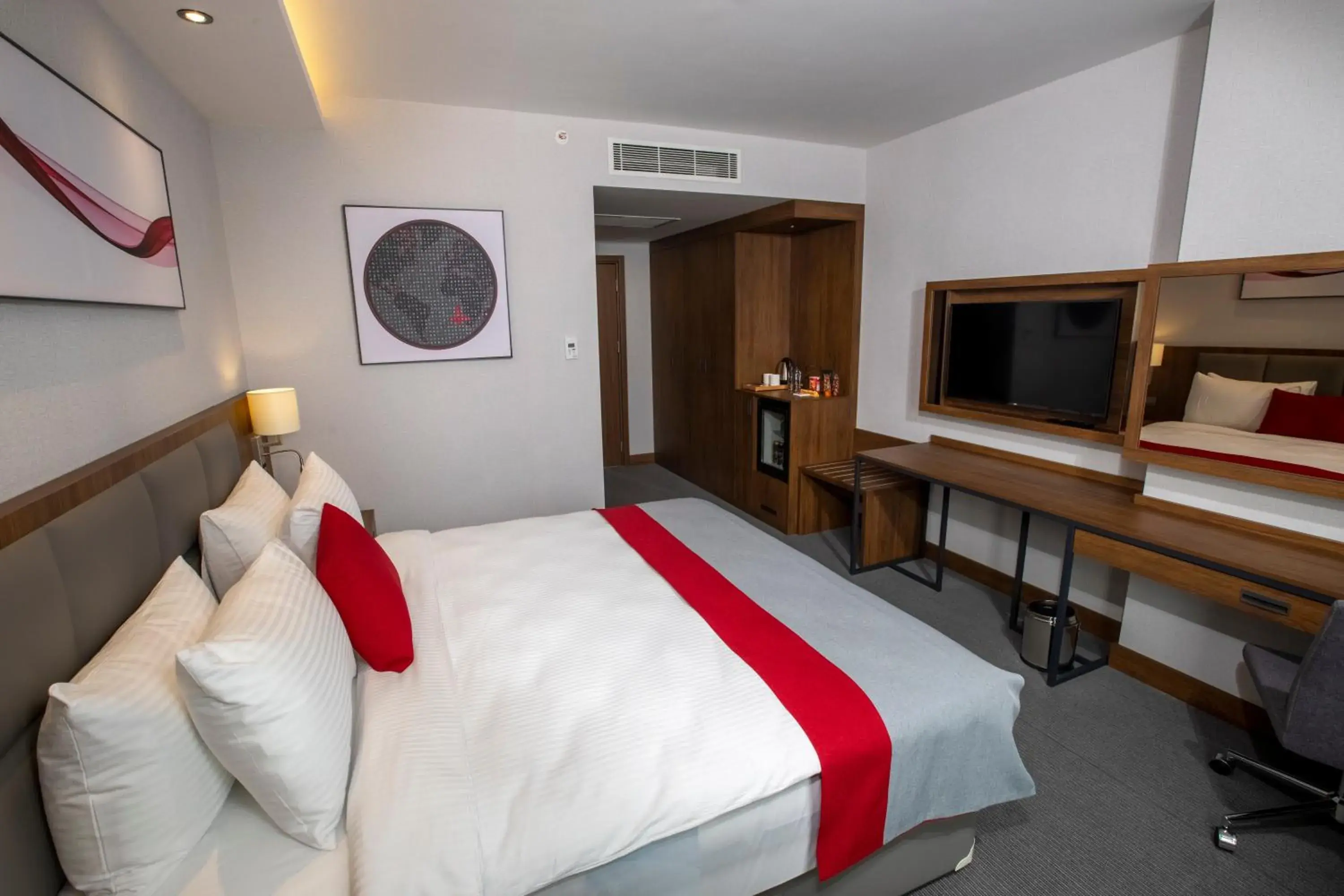 Photo of the whole room, Bed in Ramada by Wyndham Izmir Aliaga Photo of the whole room, Bed in Ramada by Wyndham Izmir Aliaga