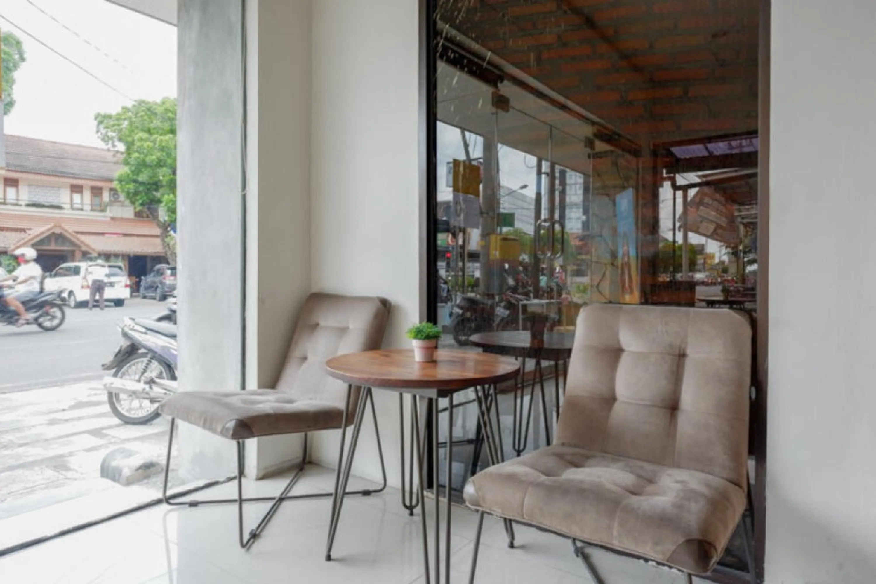 Sans Hotel Ekkon Yogyakarta by Reddoorz