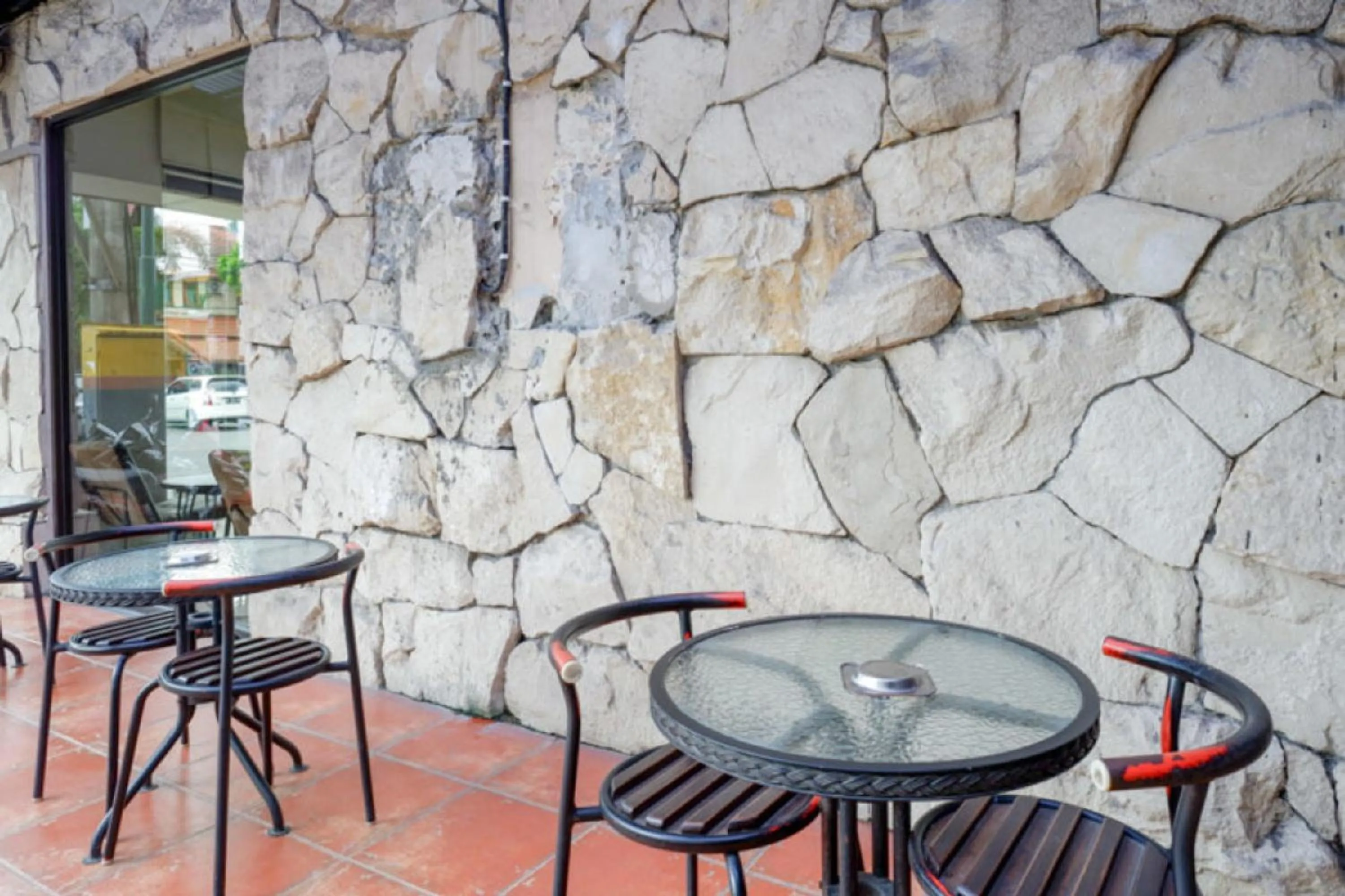 Sans Hotel Ekkon Yogyakarta by Reddoorz