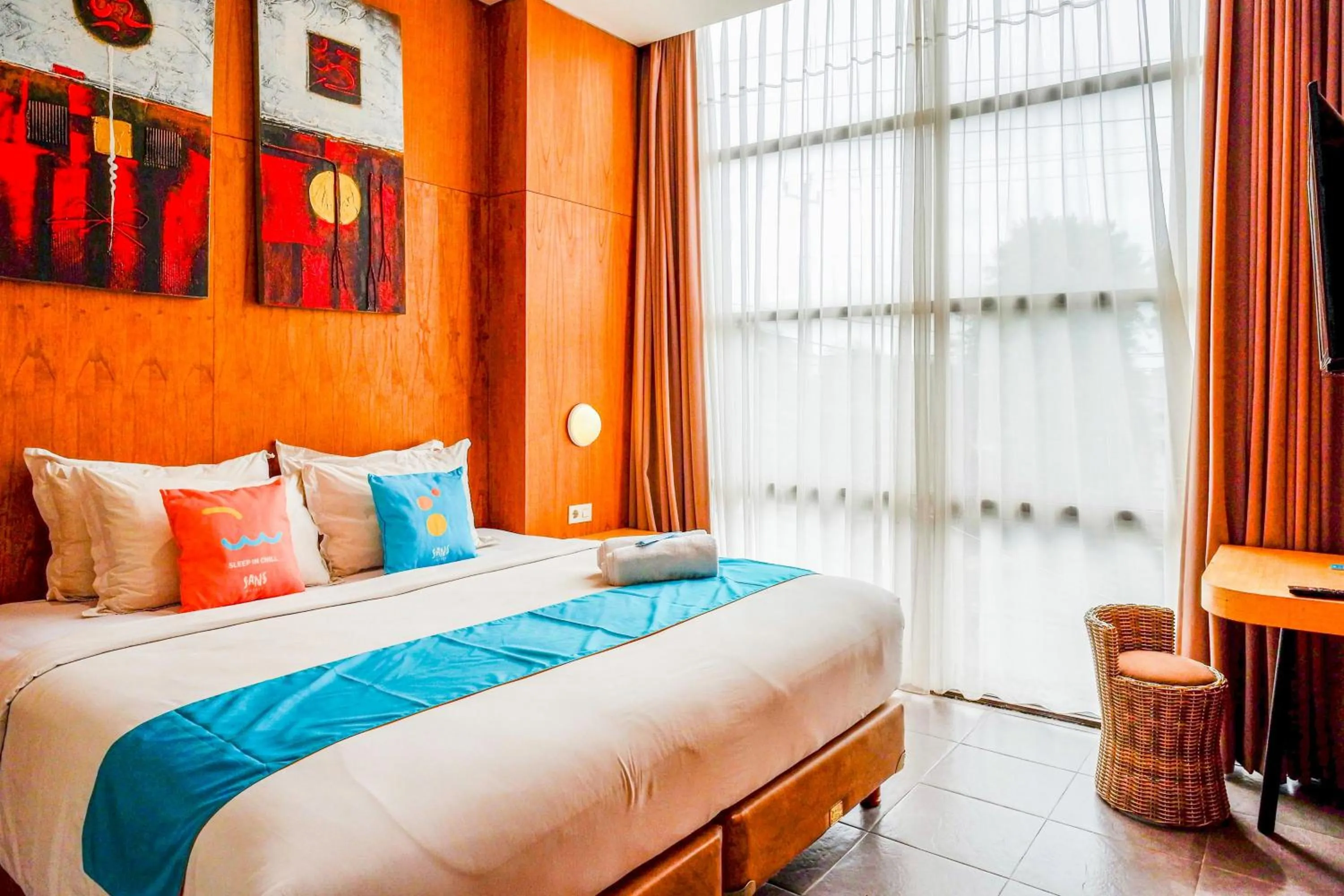 Bedroom, Bed in Sans Hotel Ekkon Yogyakarta by Reddoorz