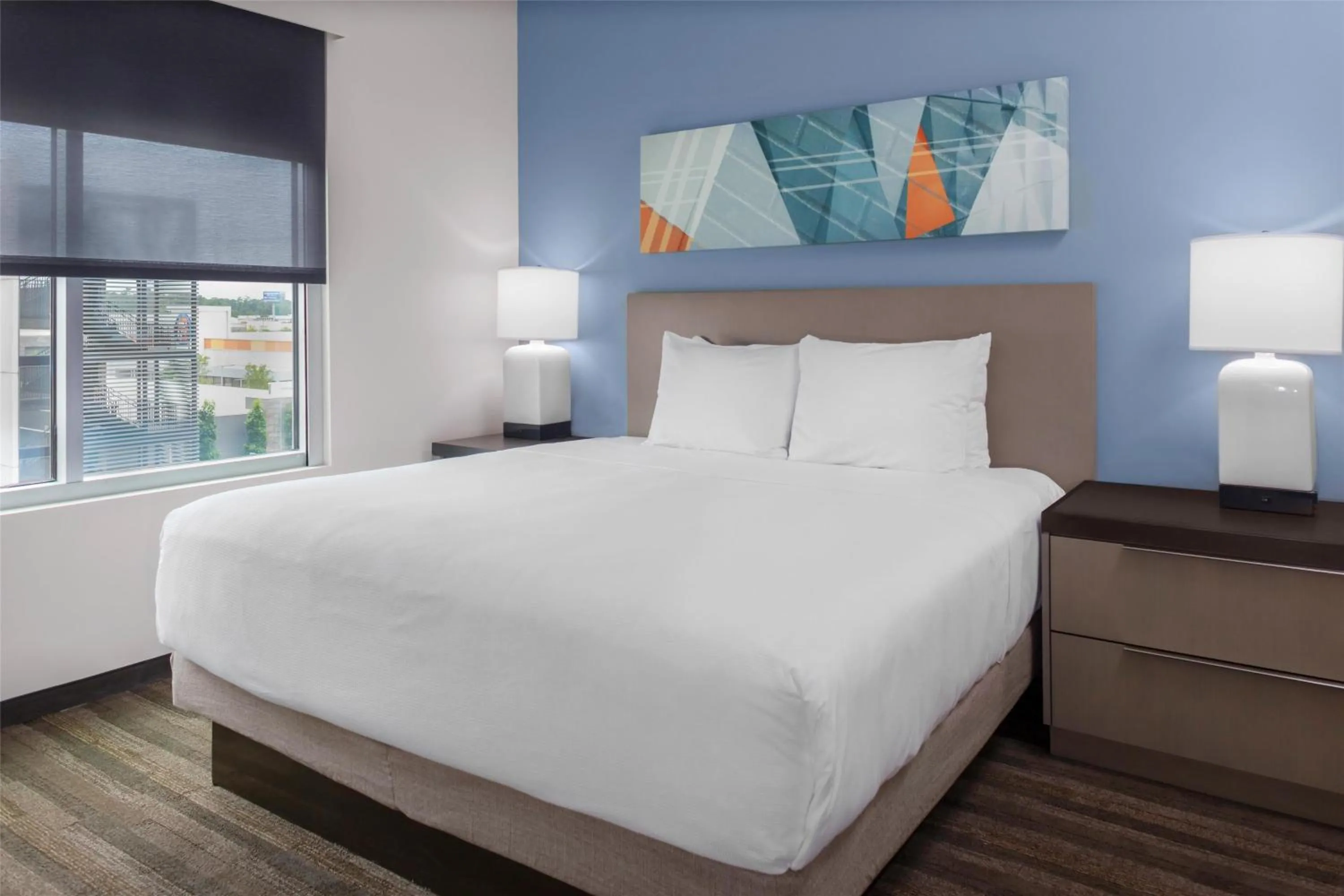 Photo of the whole room, Bed in Hyatt House The Woodlands-Shenandoah