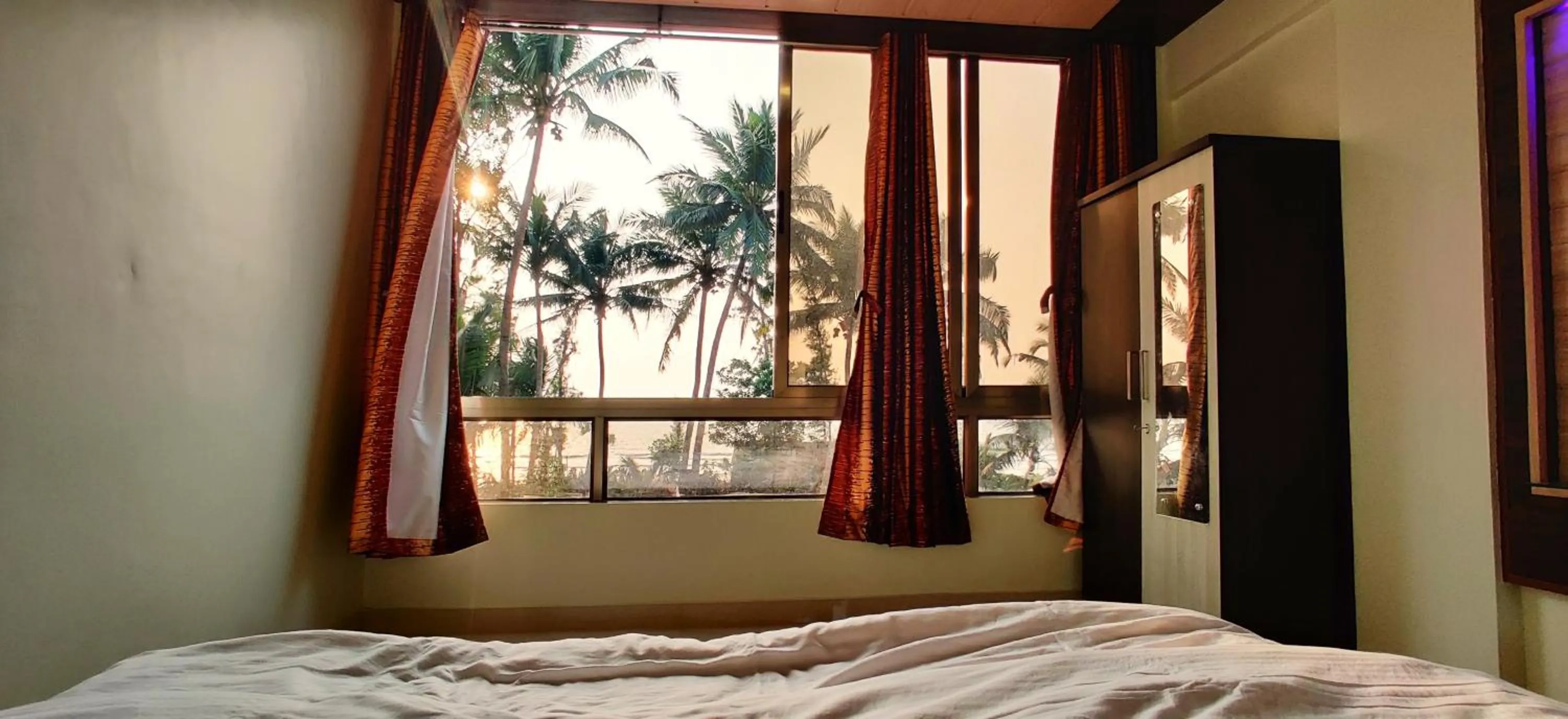 Nearby landmark, Bed in Happy Days Diveagar