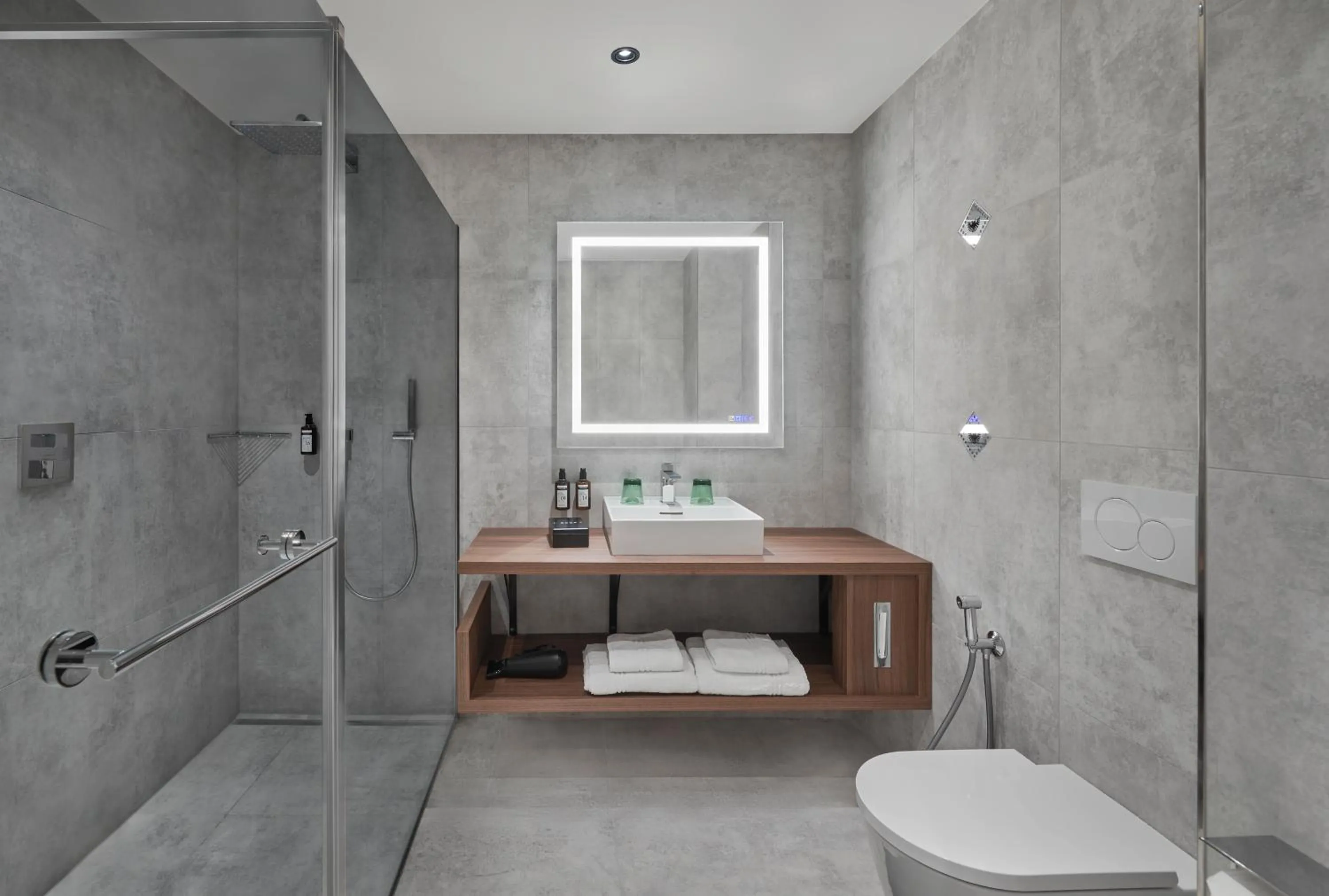 Classic Double Room in Hotel Schwarzer Adler Innsbruck