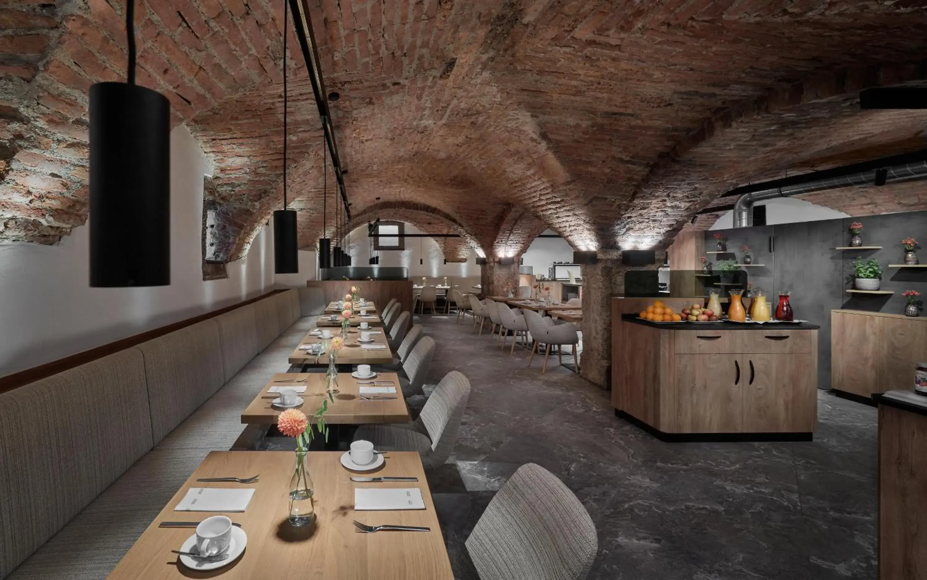 Restaurant/places to eat in Hotel Schwarzer Adler Innsbruck Restaurant/places to eat in Hotel Schwarzer Adler Innsbruck