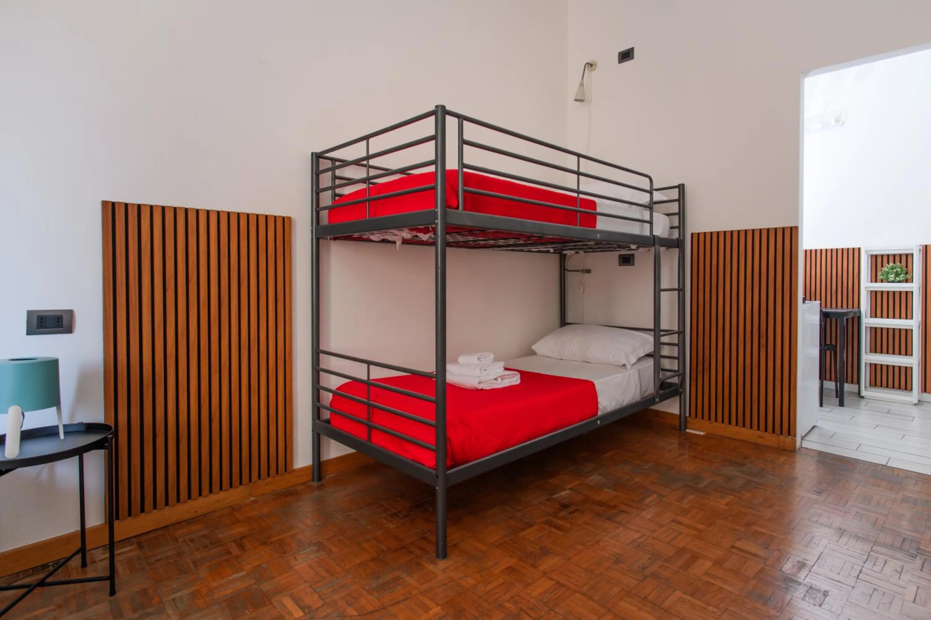 bunk bed, Bed in Inside Chiaia Rooms