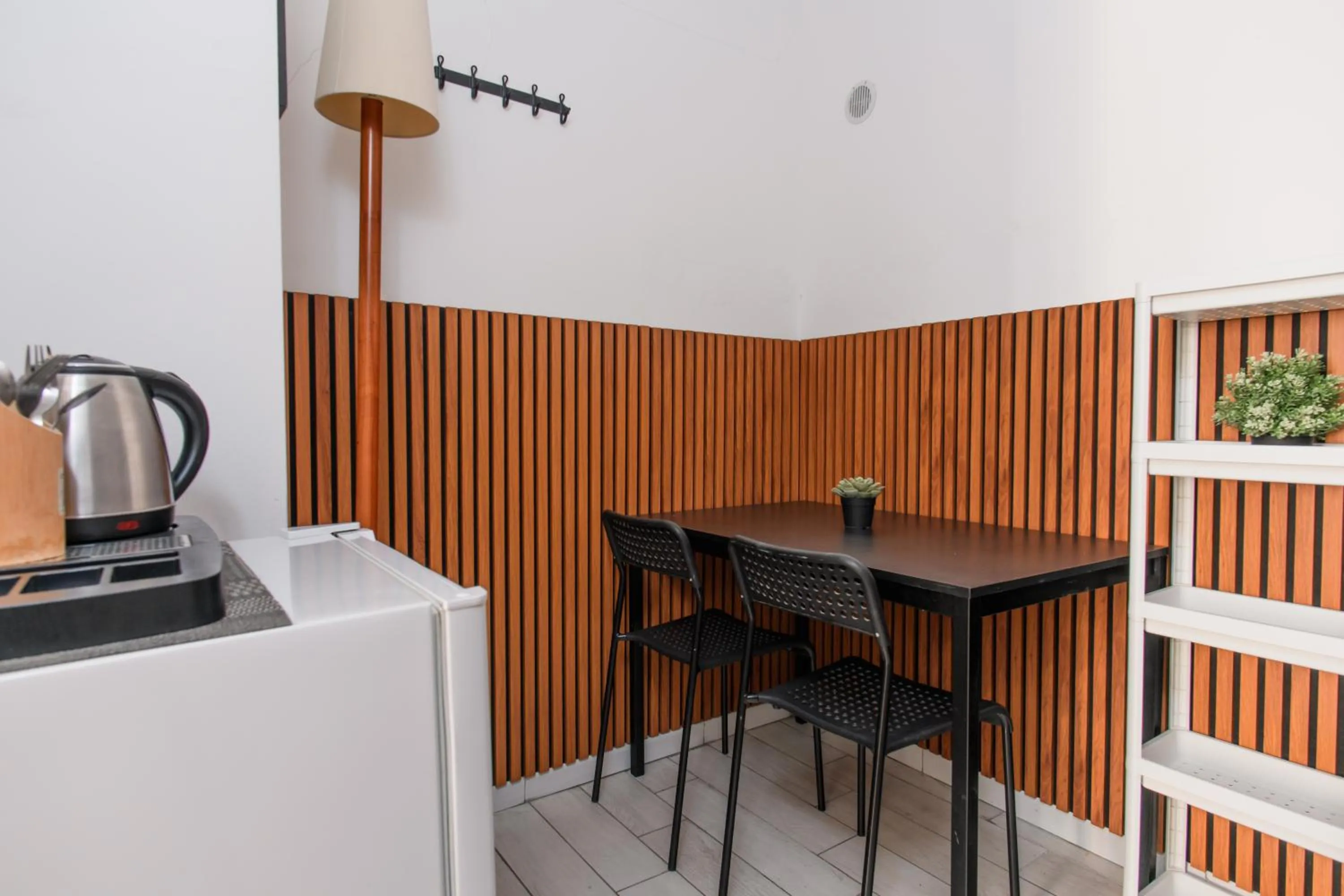 Dining area in Inside Chiaia Rooms