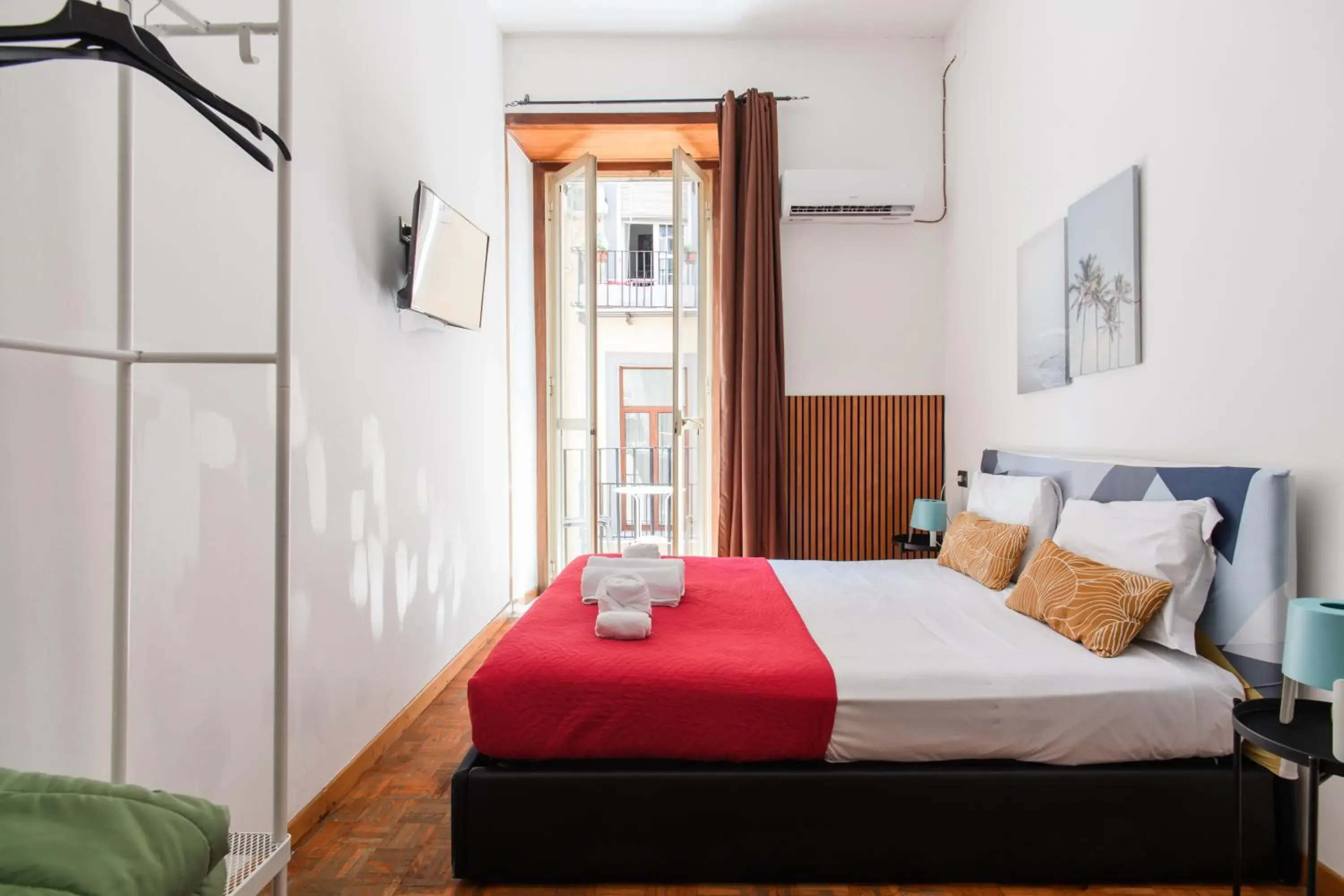 Balcony/Terrace, Bed in Inside Chiaia Rooms Balcony/Terrace, Bed in Inside Chiaia Rooms