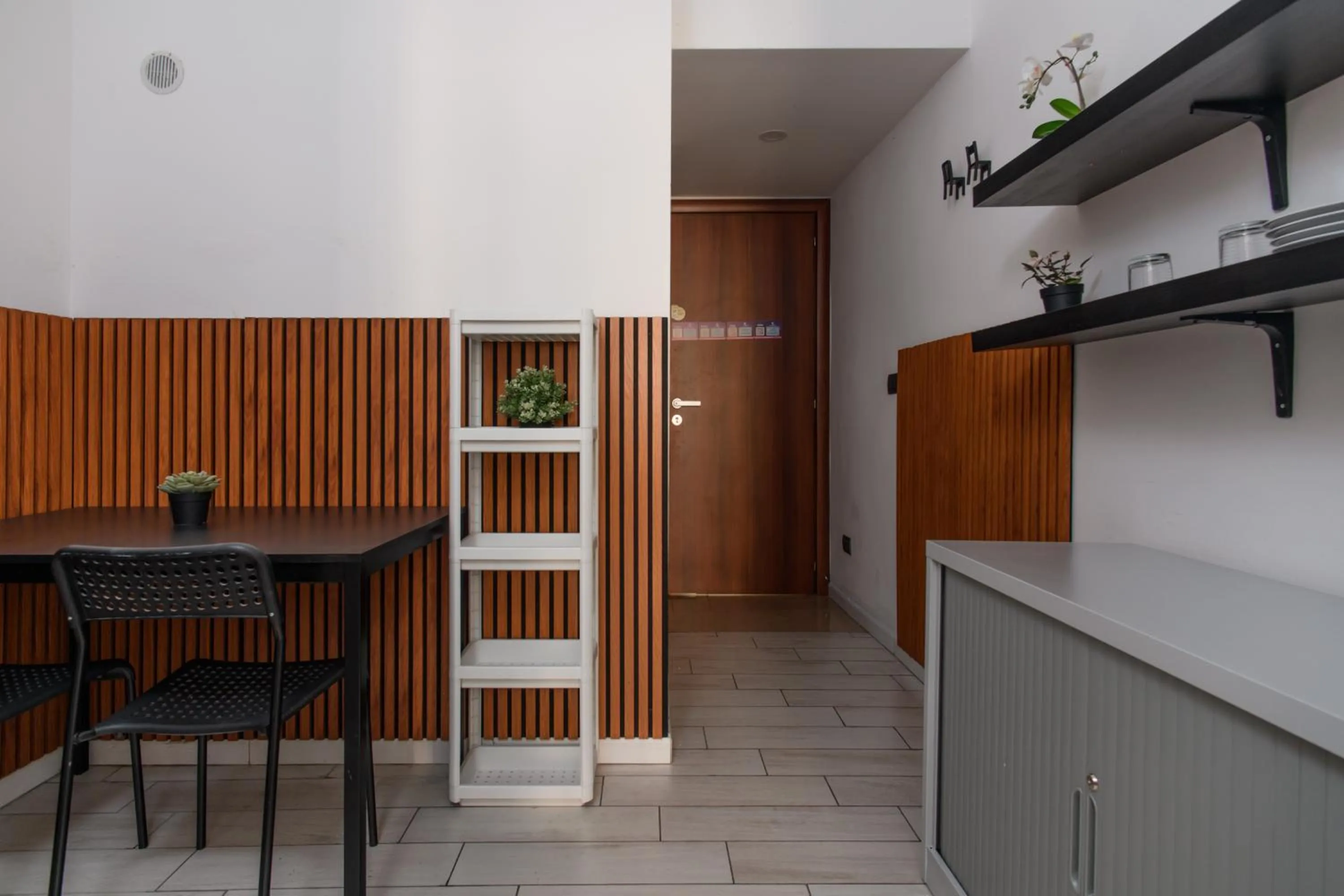 Day in Inside Chiaia Rooms