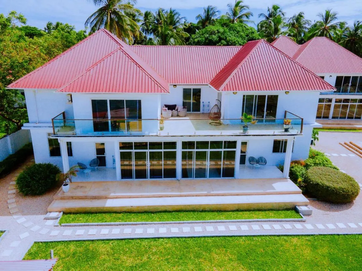 Calamari Beach Resort