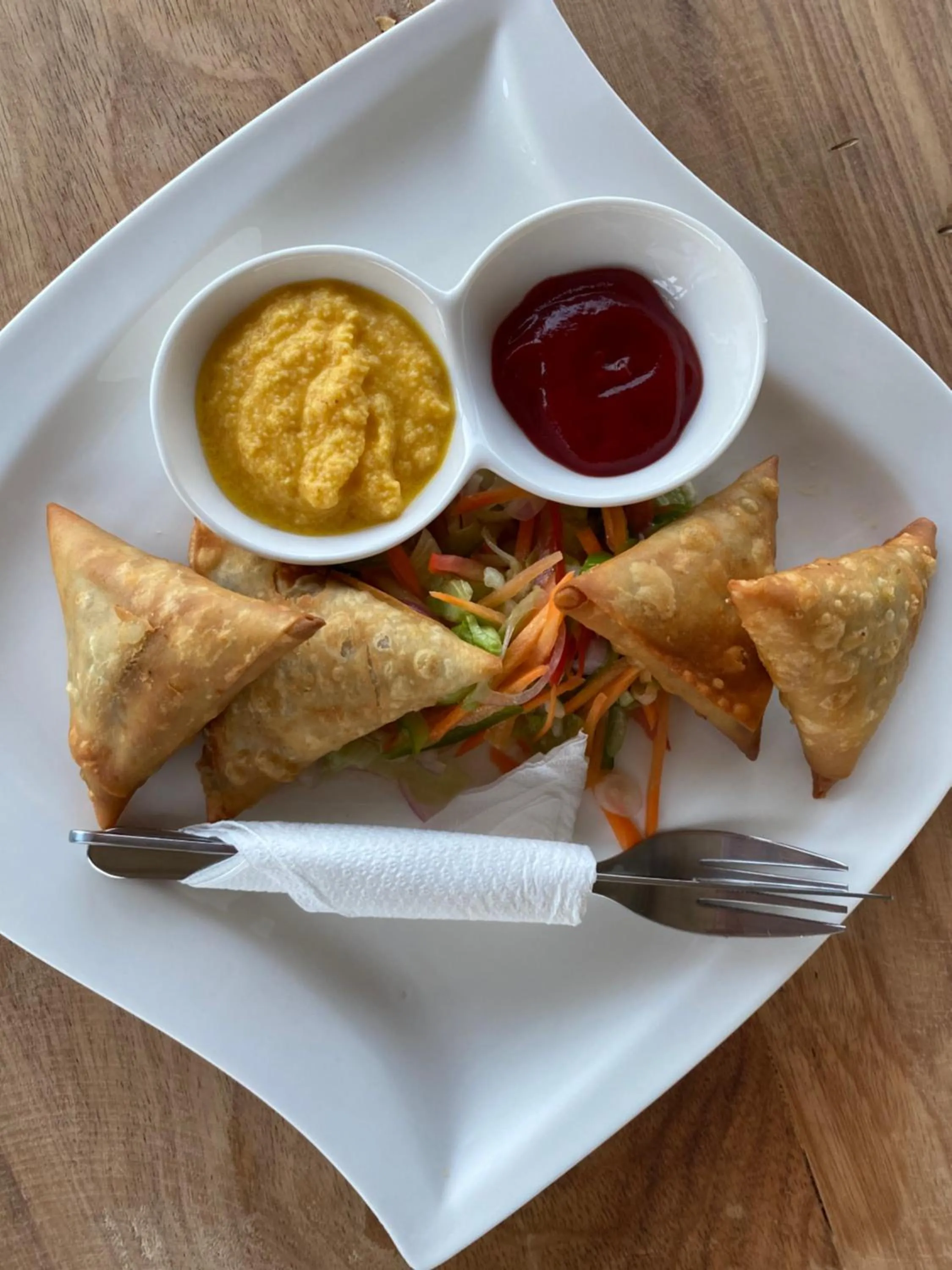 Food and drinks in Calamari Beach Resort