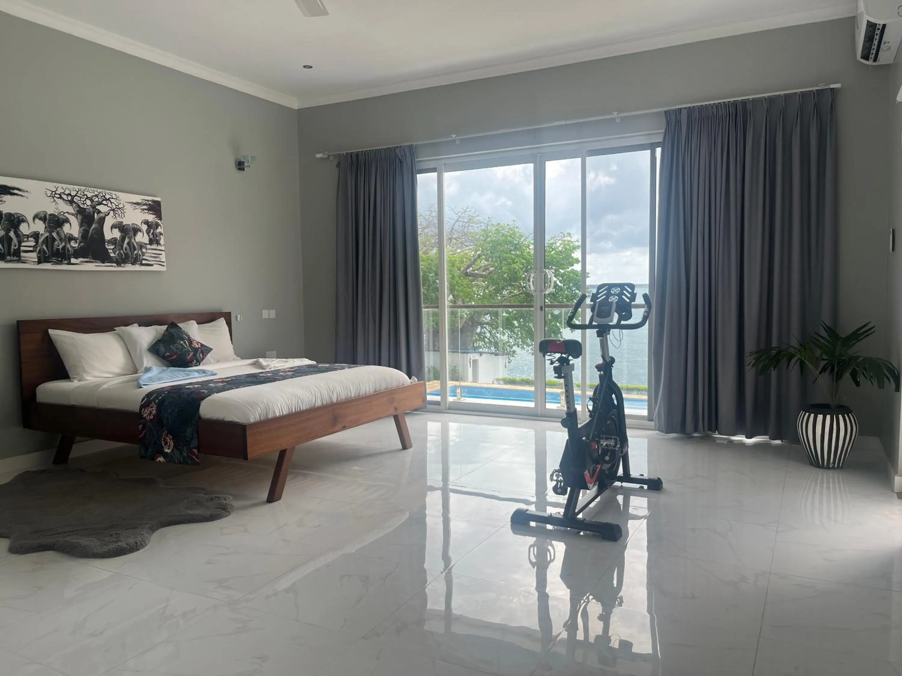 Calamari Beach Resort