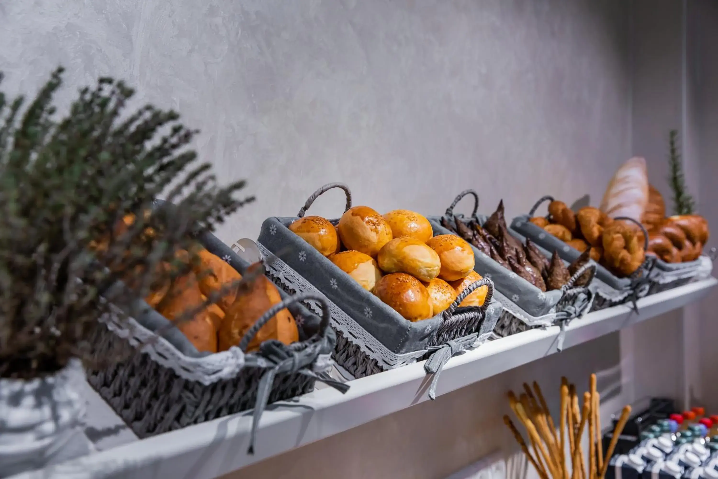 Food and drinks in Art Deluxe Hotel Food and drinks in Art Deluxe Hotel