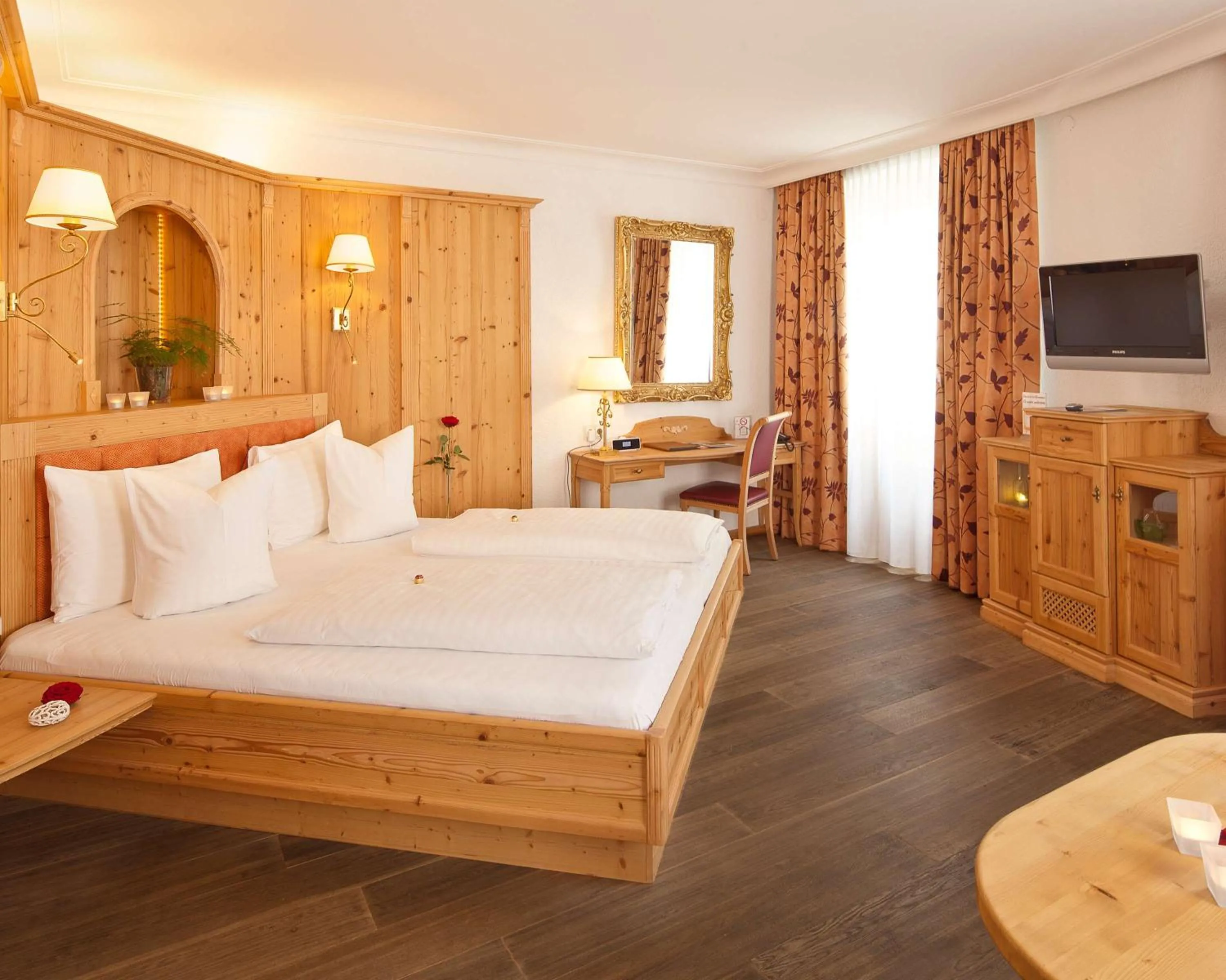 Bedroom, Bed in Hotel Goldener Adler, BW Signature Collection