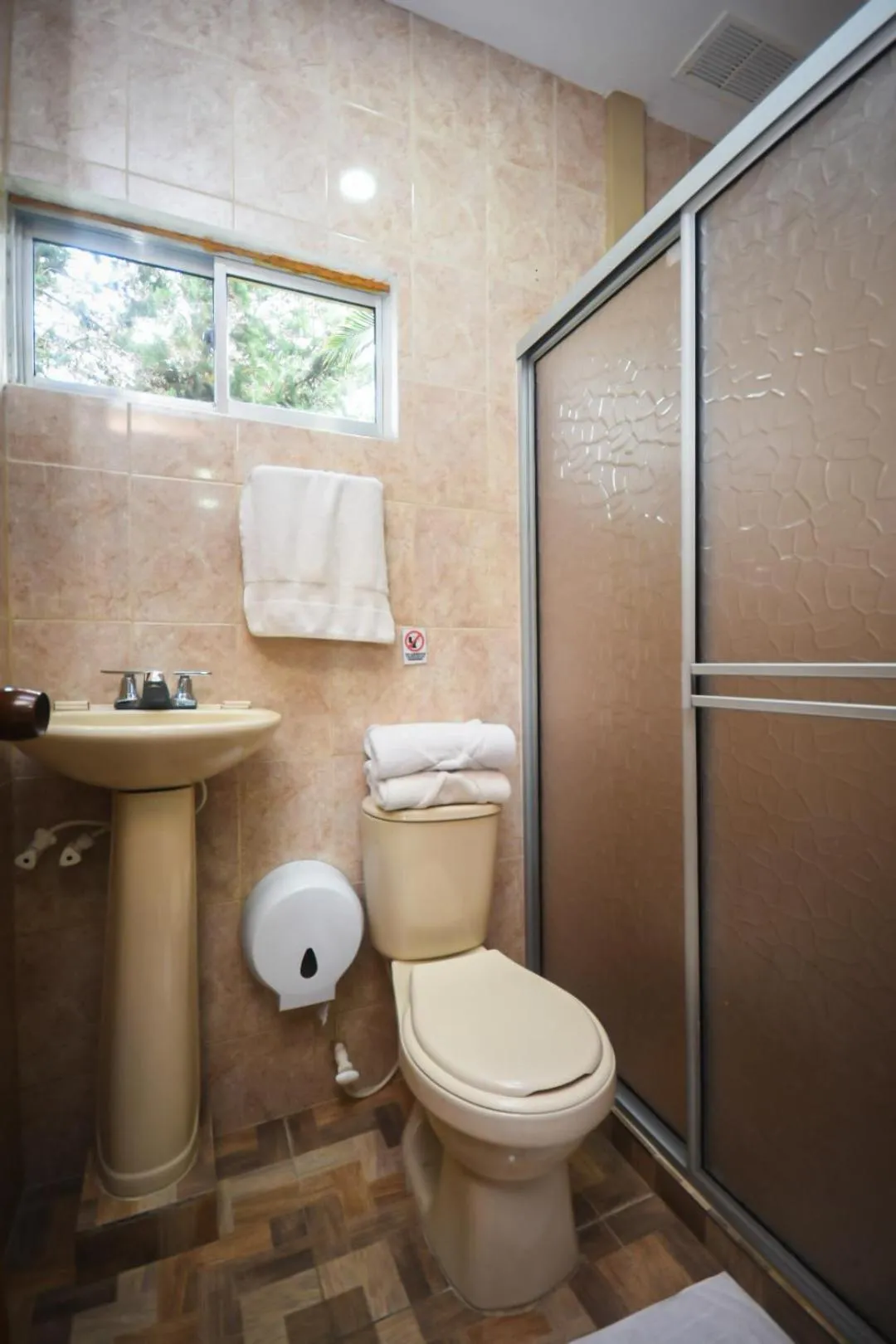 Shower in Finca Hotel Zona Franca